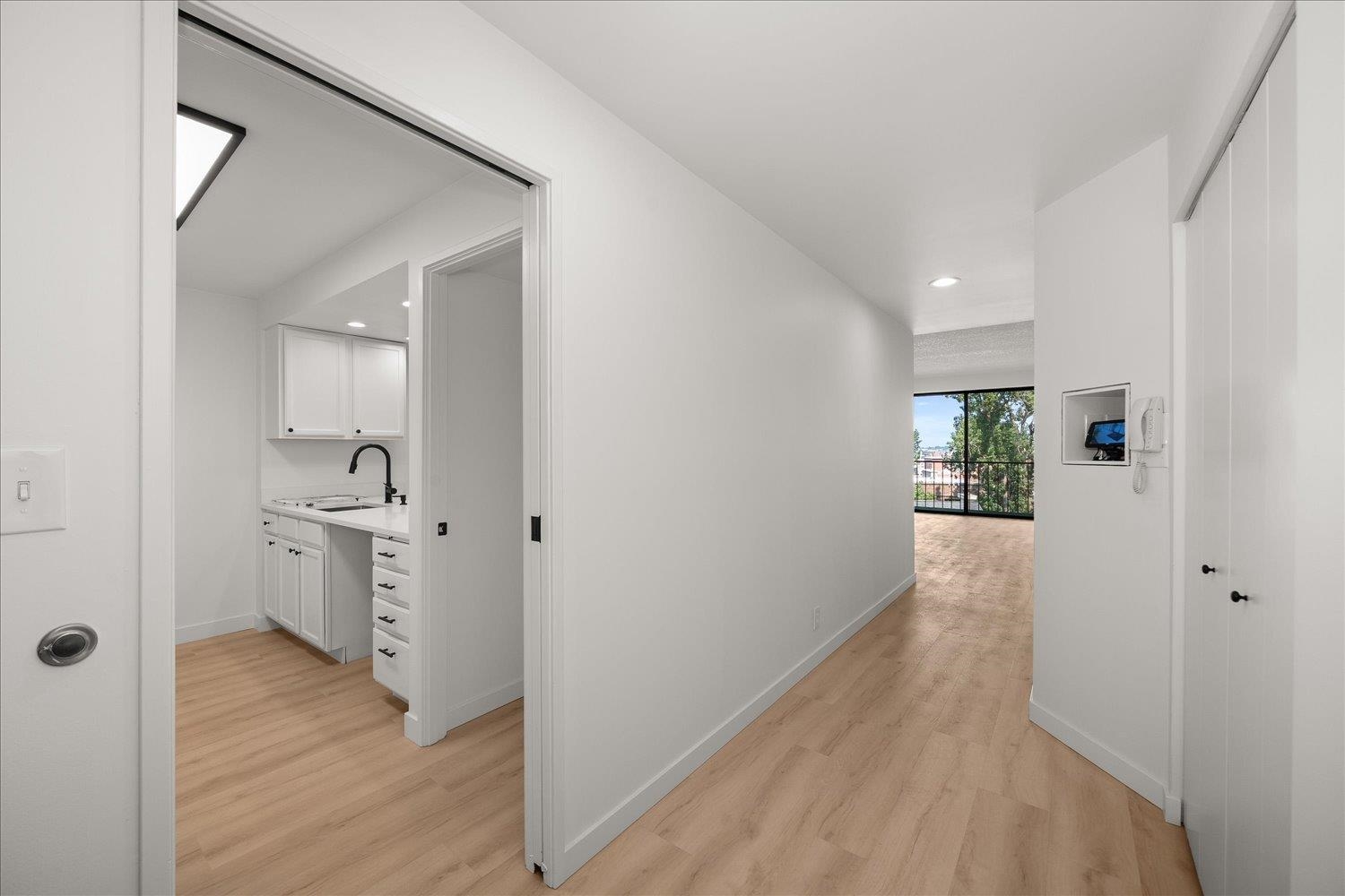 700 W 7th Ave - Photo 5
