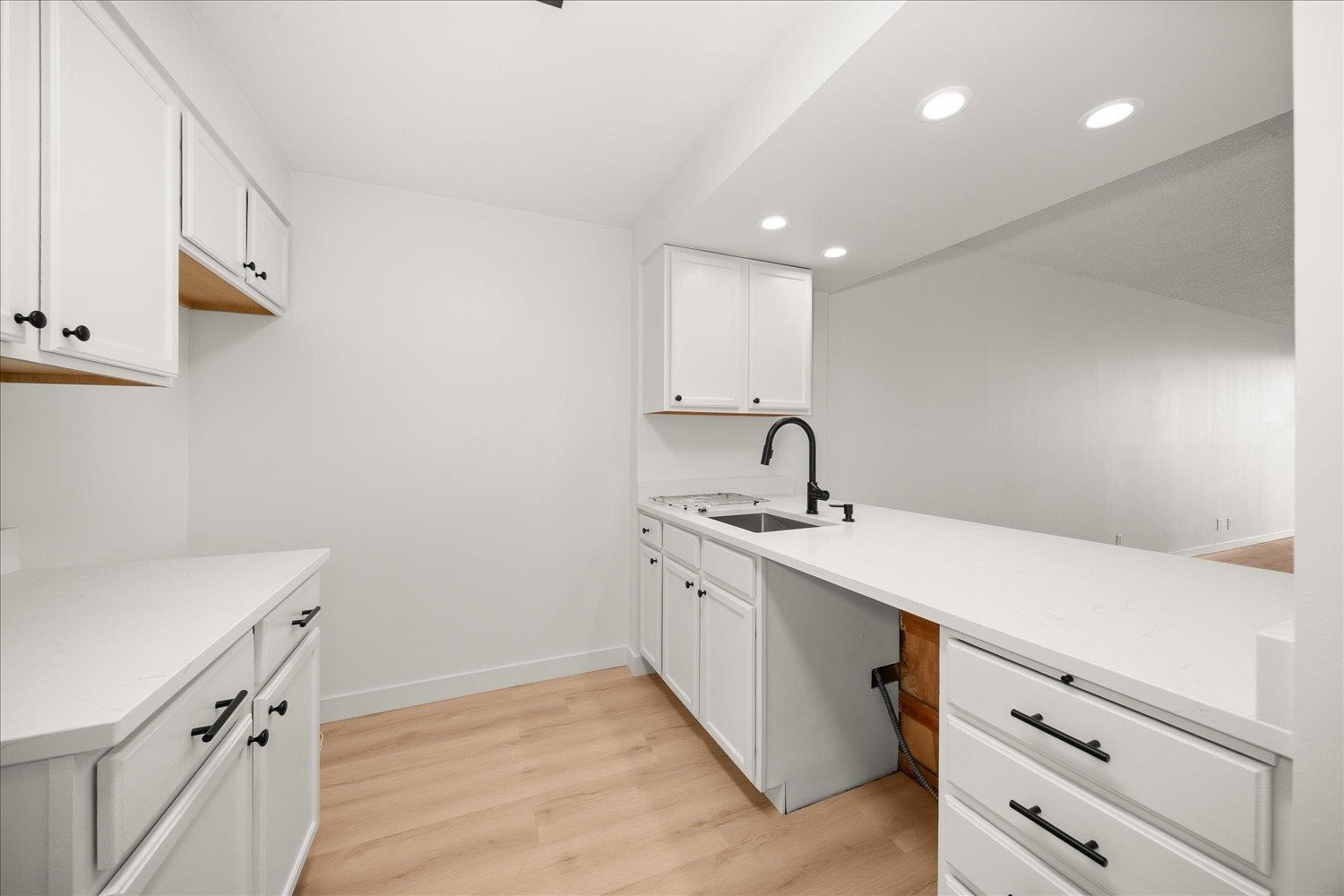 700 W 7th Ave - Photo 19