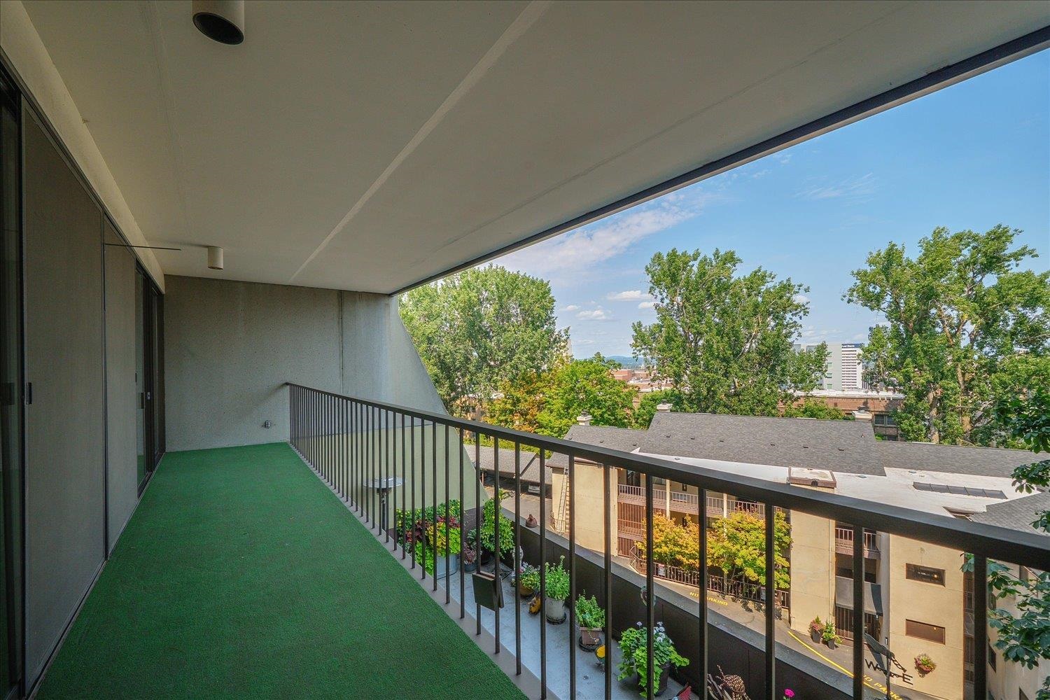 700 W 7th Ave - Photo 24