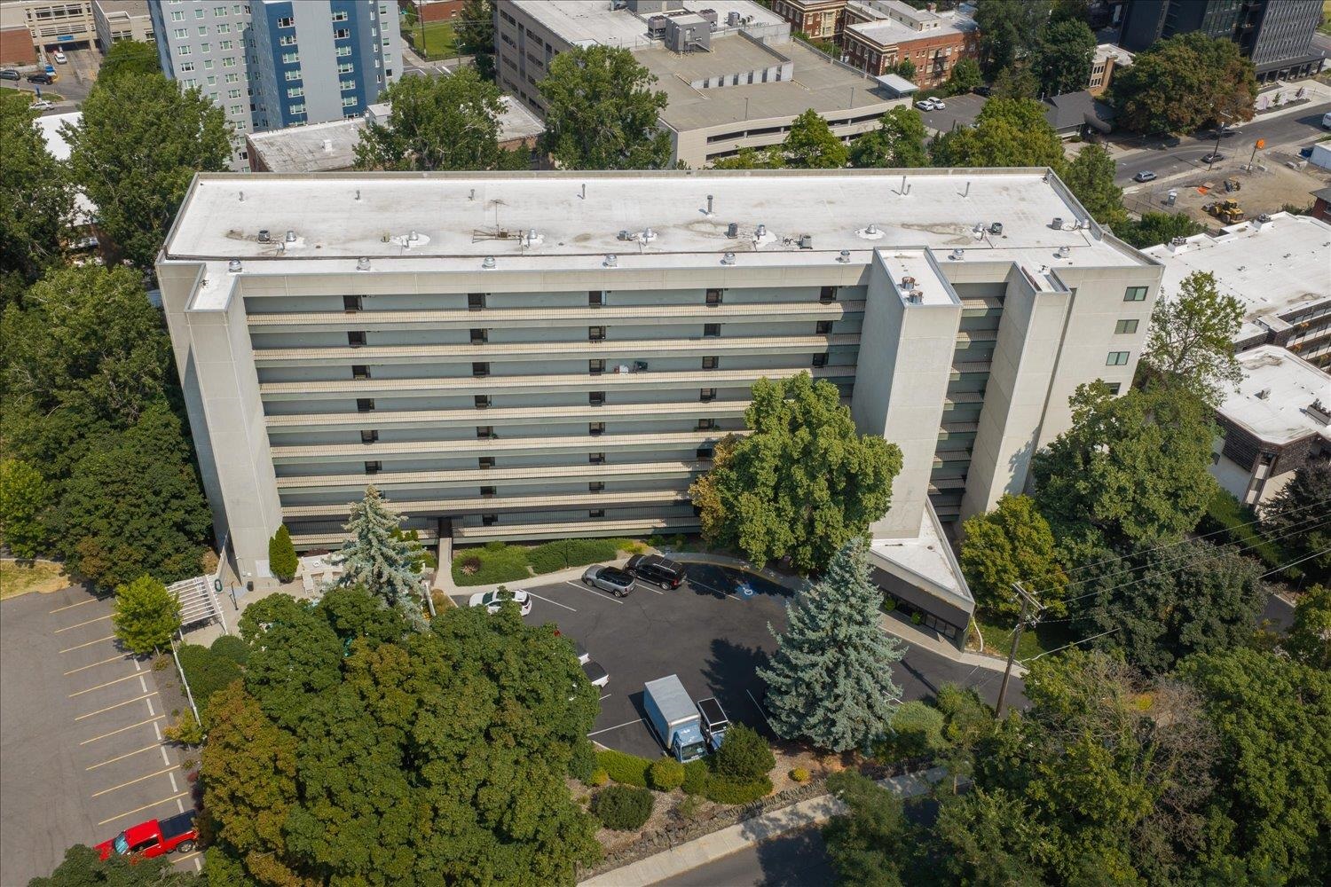 700 W 7th Ave - Photo 45