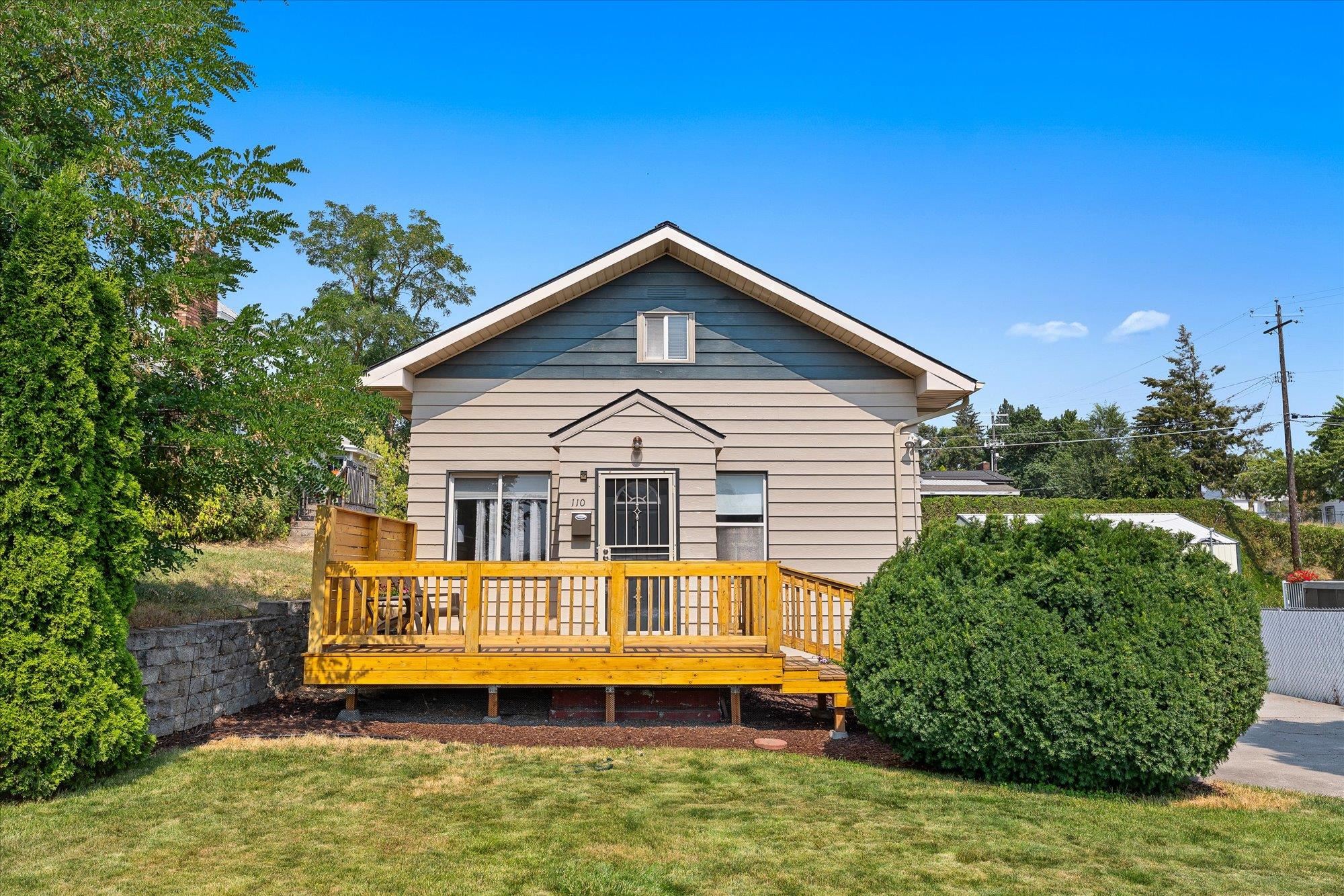 110 W Gray Ct - Photo 1