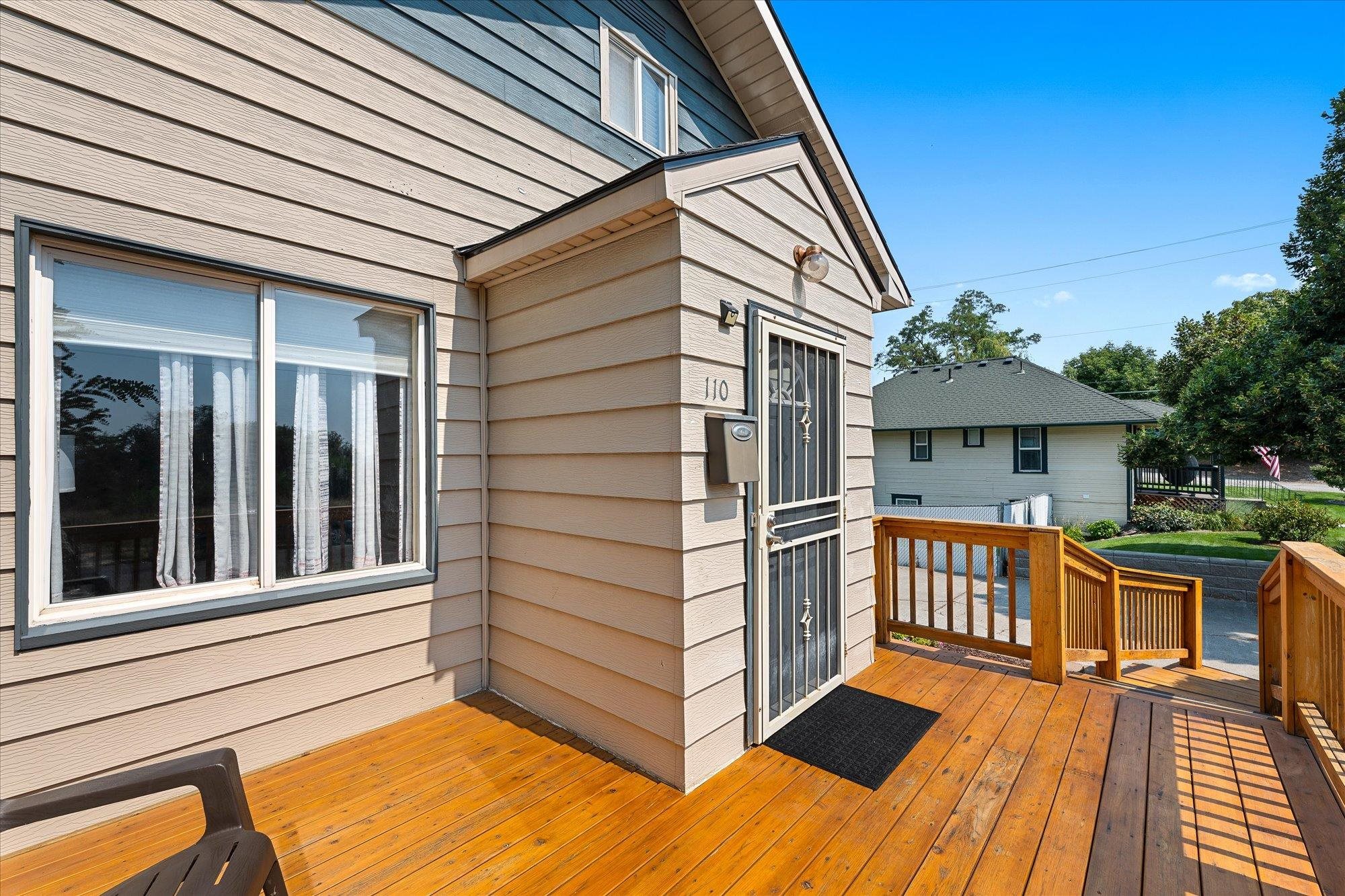 110 W Gray Ct - Photo 4