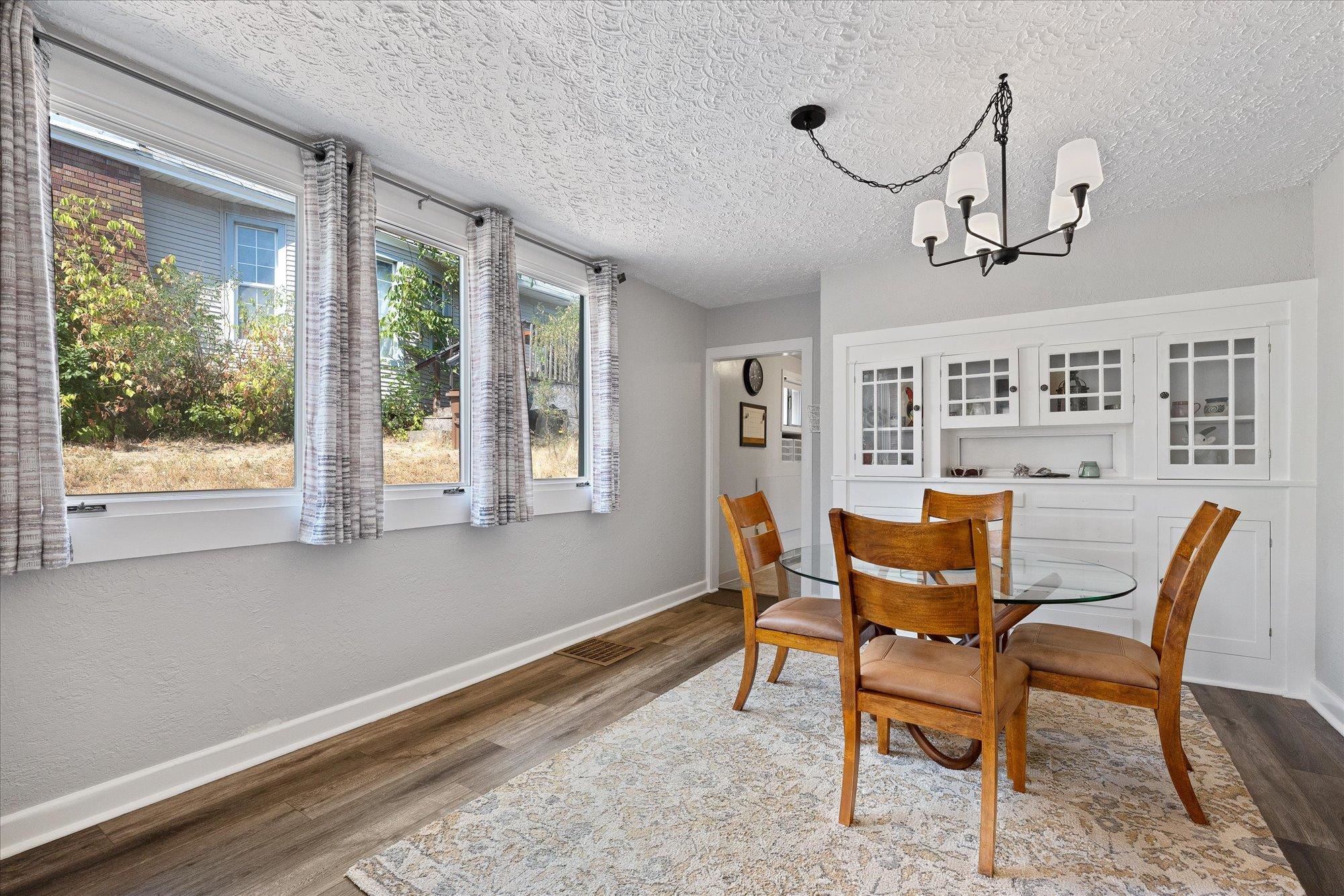 110 W Gray Ct - Photo 7