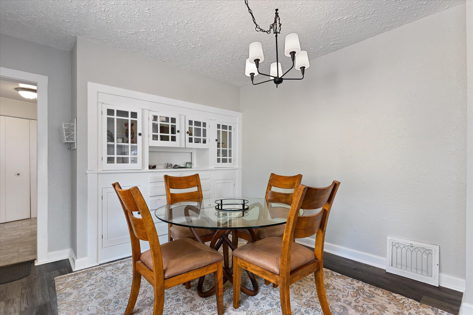 110 W Gray Ct - Photo 8