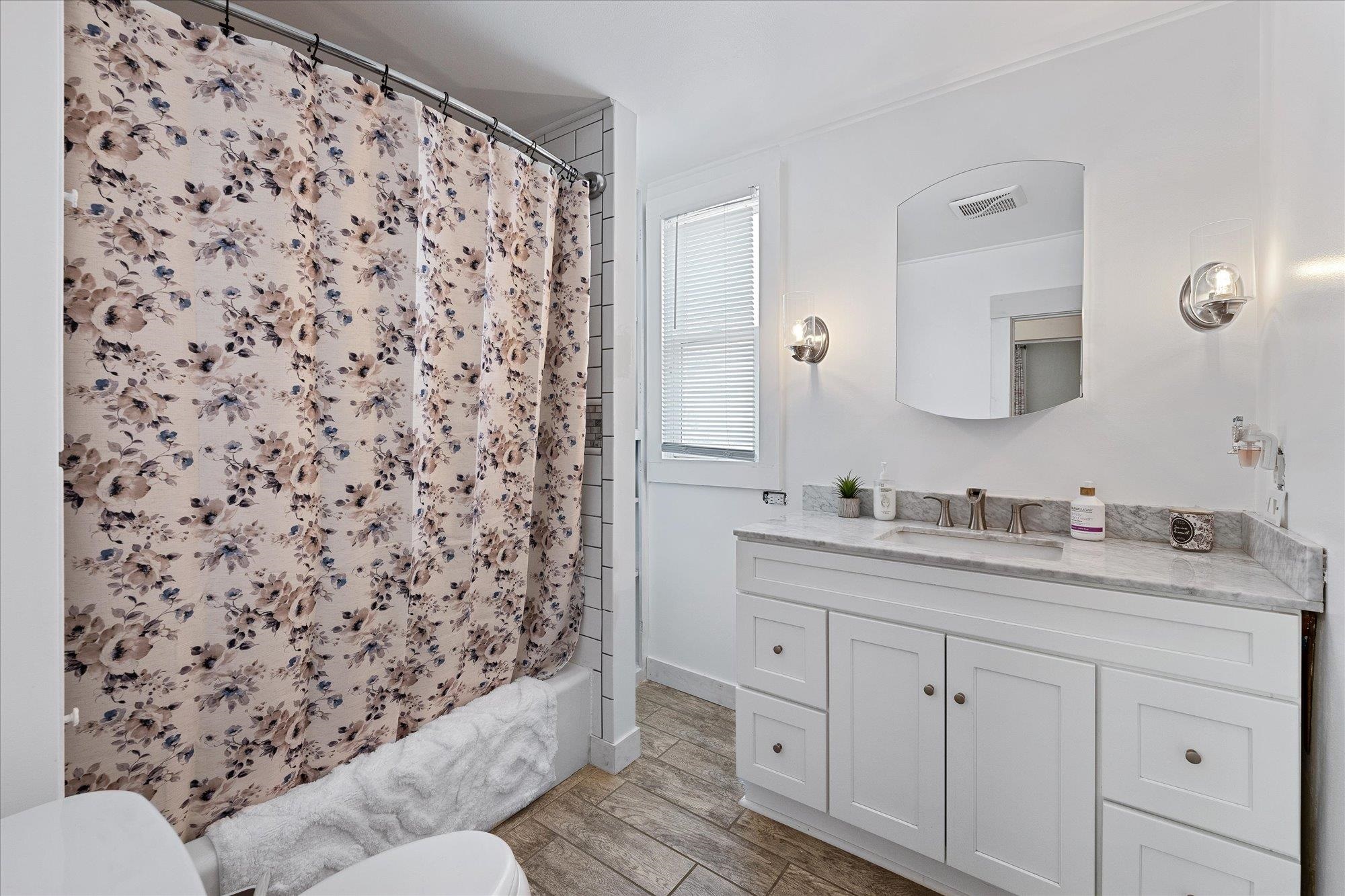 110 W Gray Ct - Photo 10