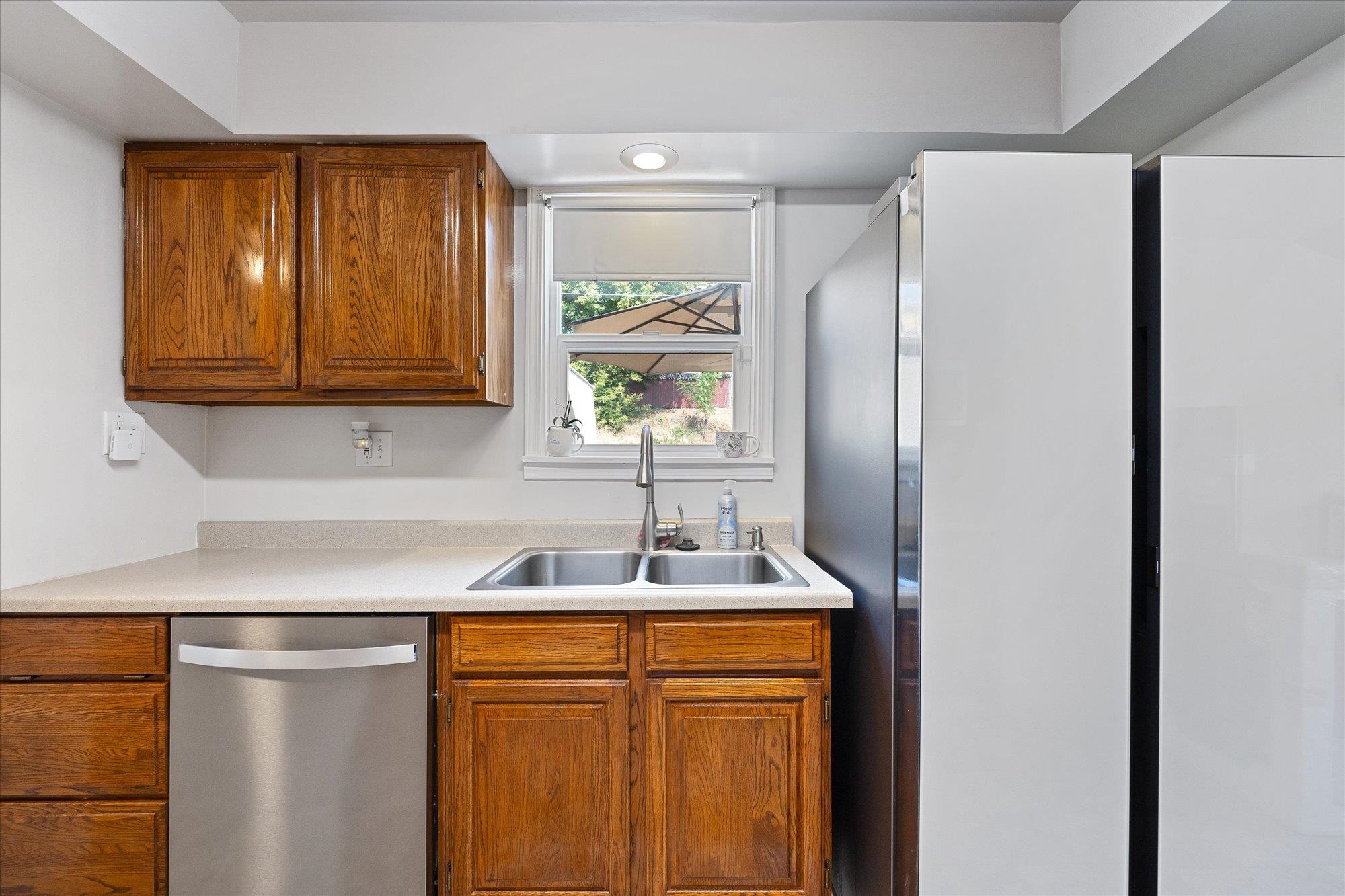 110 W Gray Ct - Photo 13