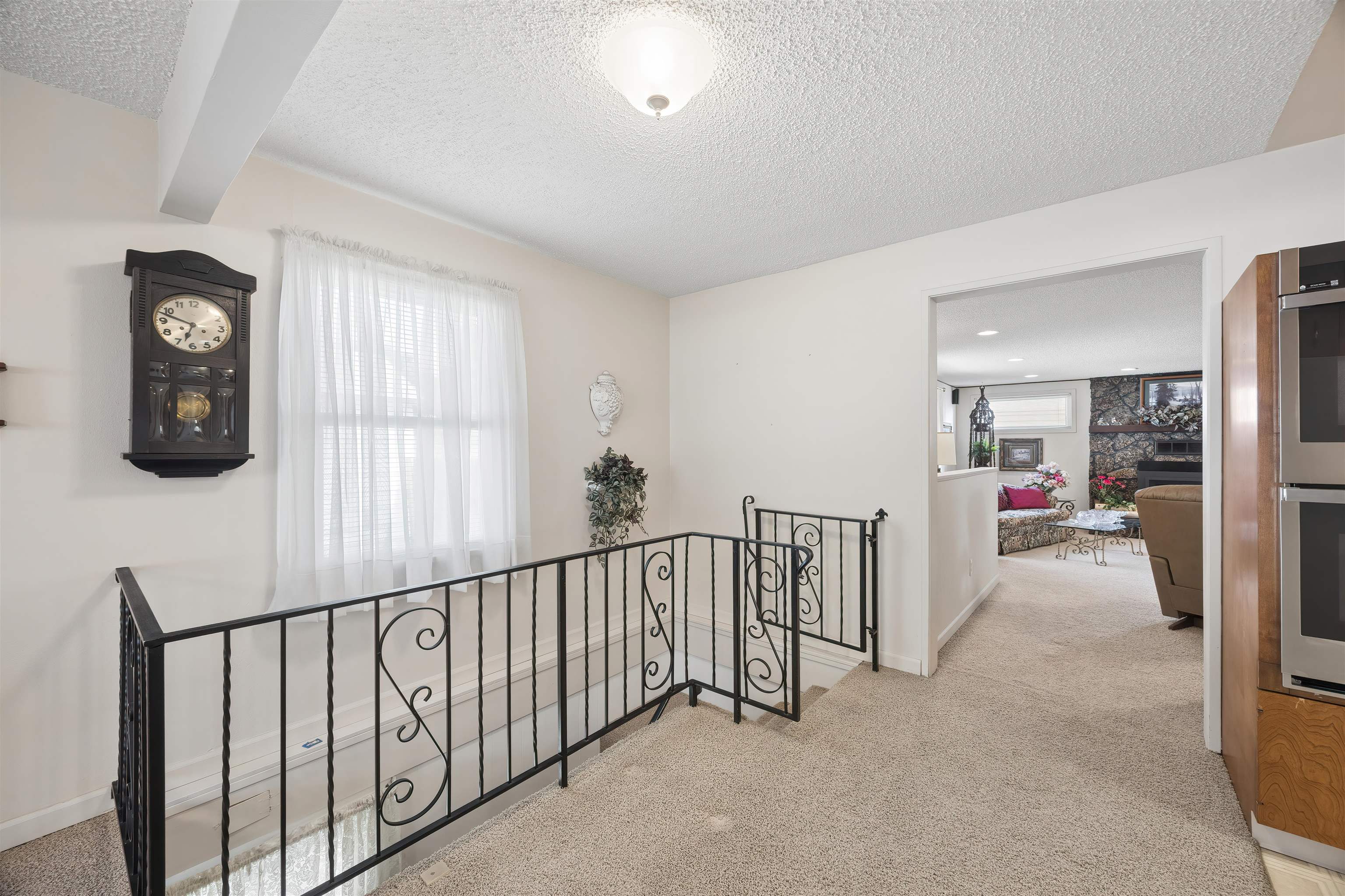 5726 N C St - Photo 7