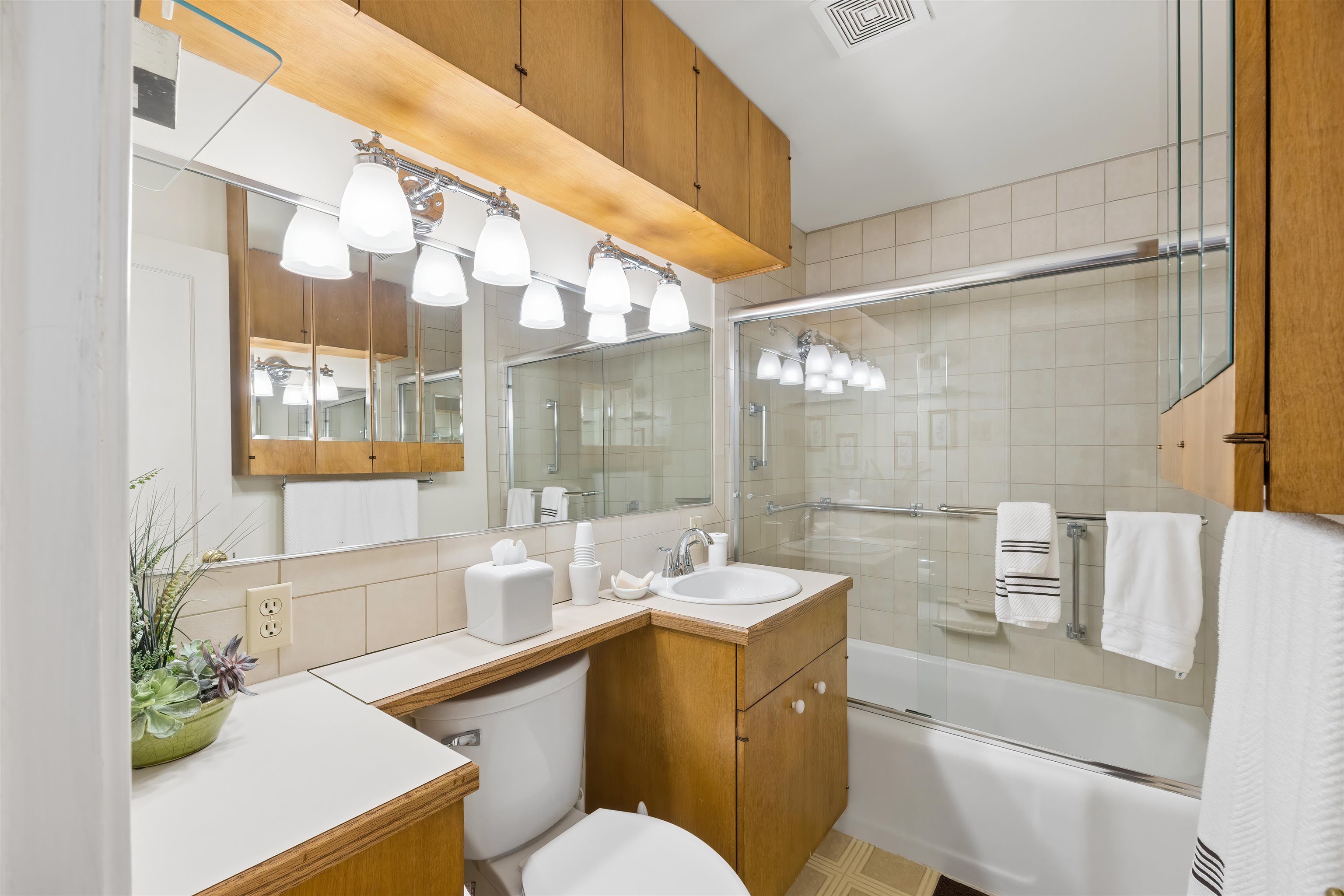 5726 N C St - Photo 20