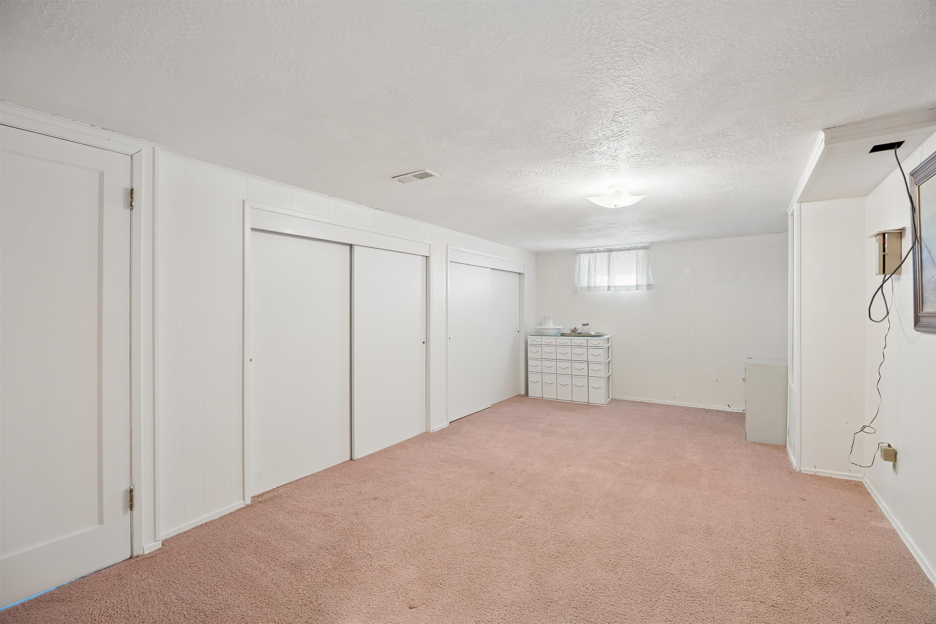 5726 N C St - Photo 30
