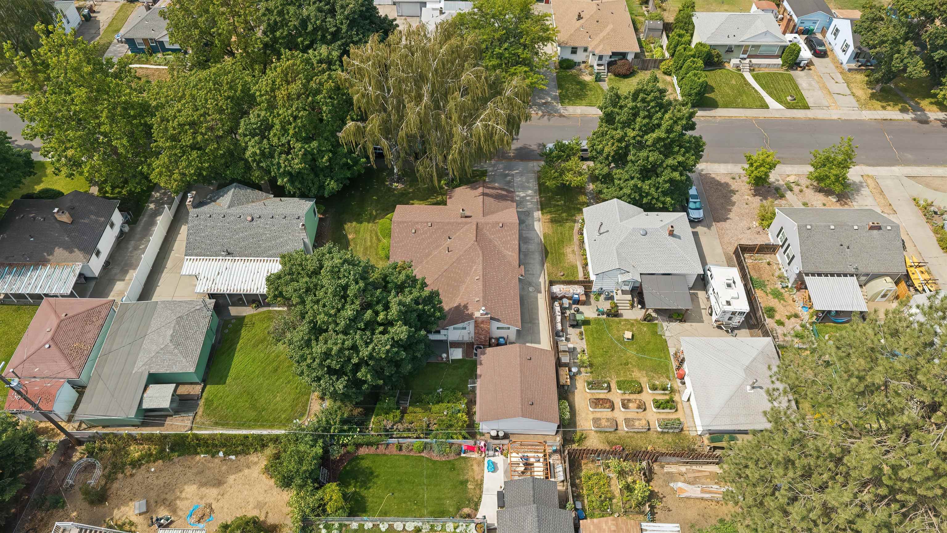 5726 N C St - Photo 44