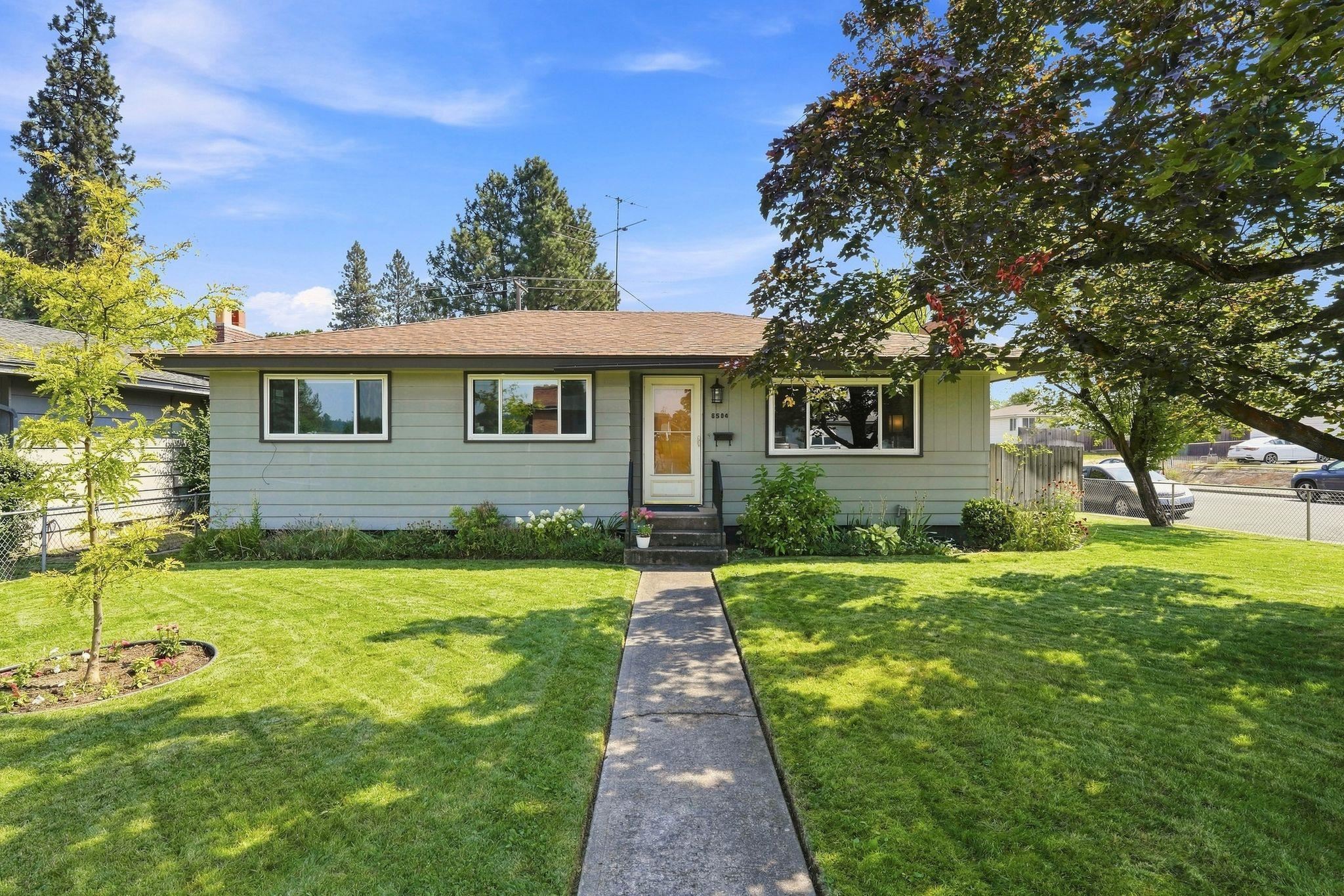 6504 N Wall St - Photo 1