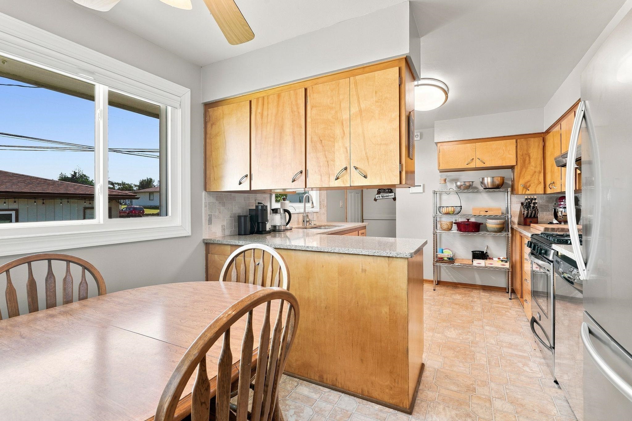 6504 N Wall St - Photo 10