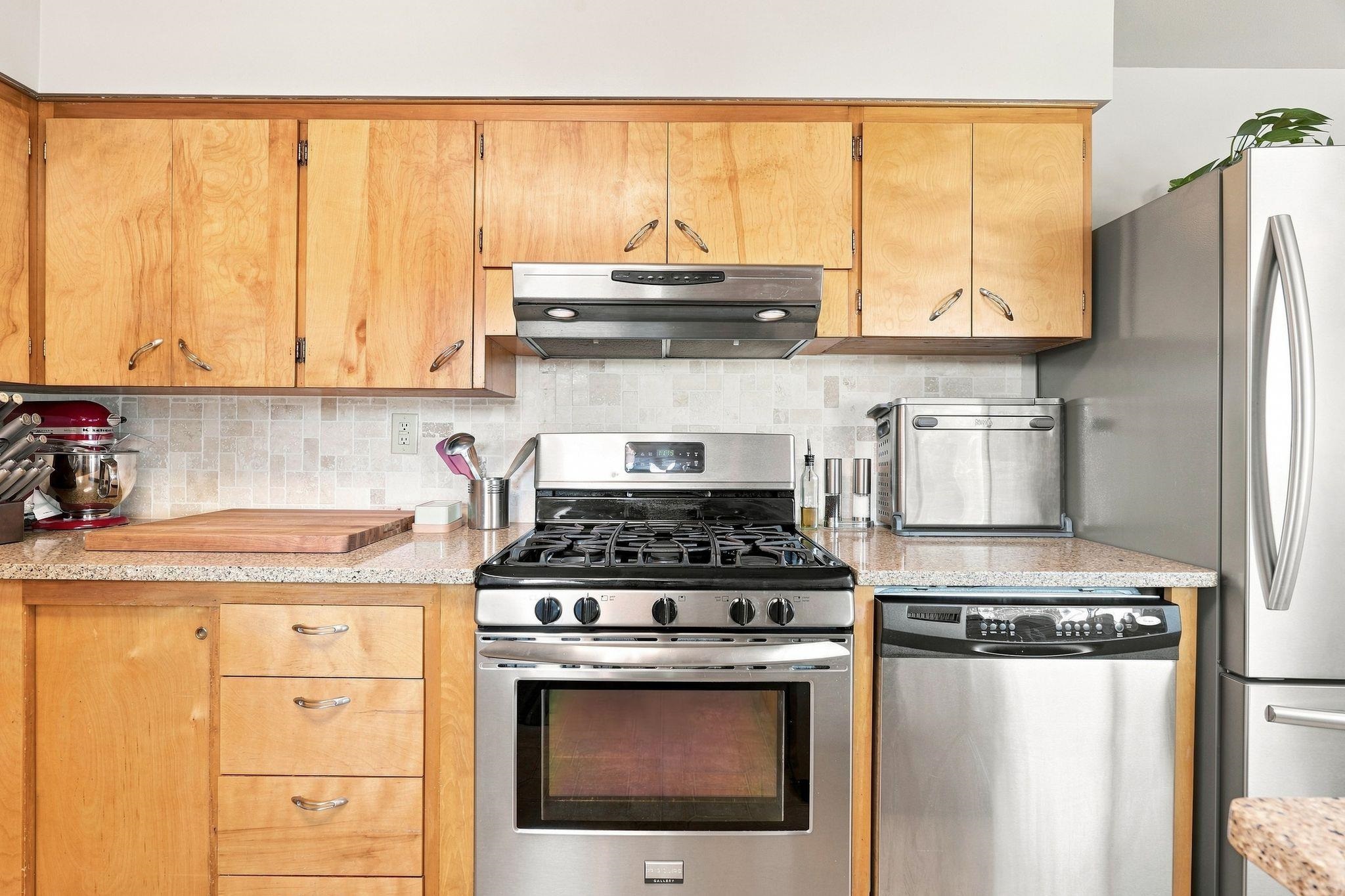 6504 N Wall St - Photo 15