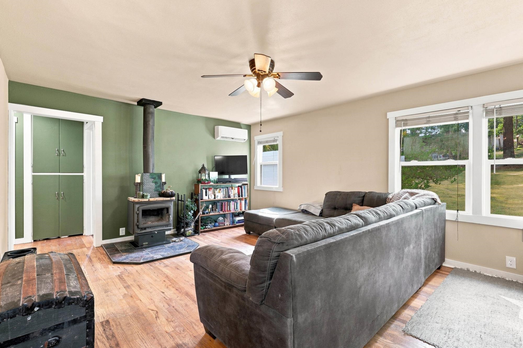129 S Pine St - Photo 6