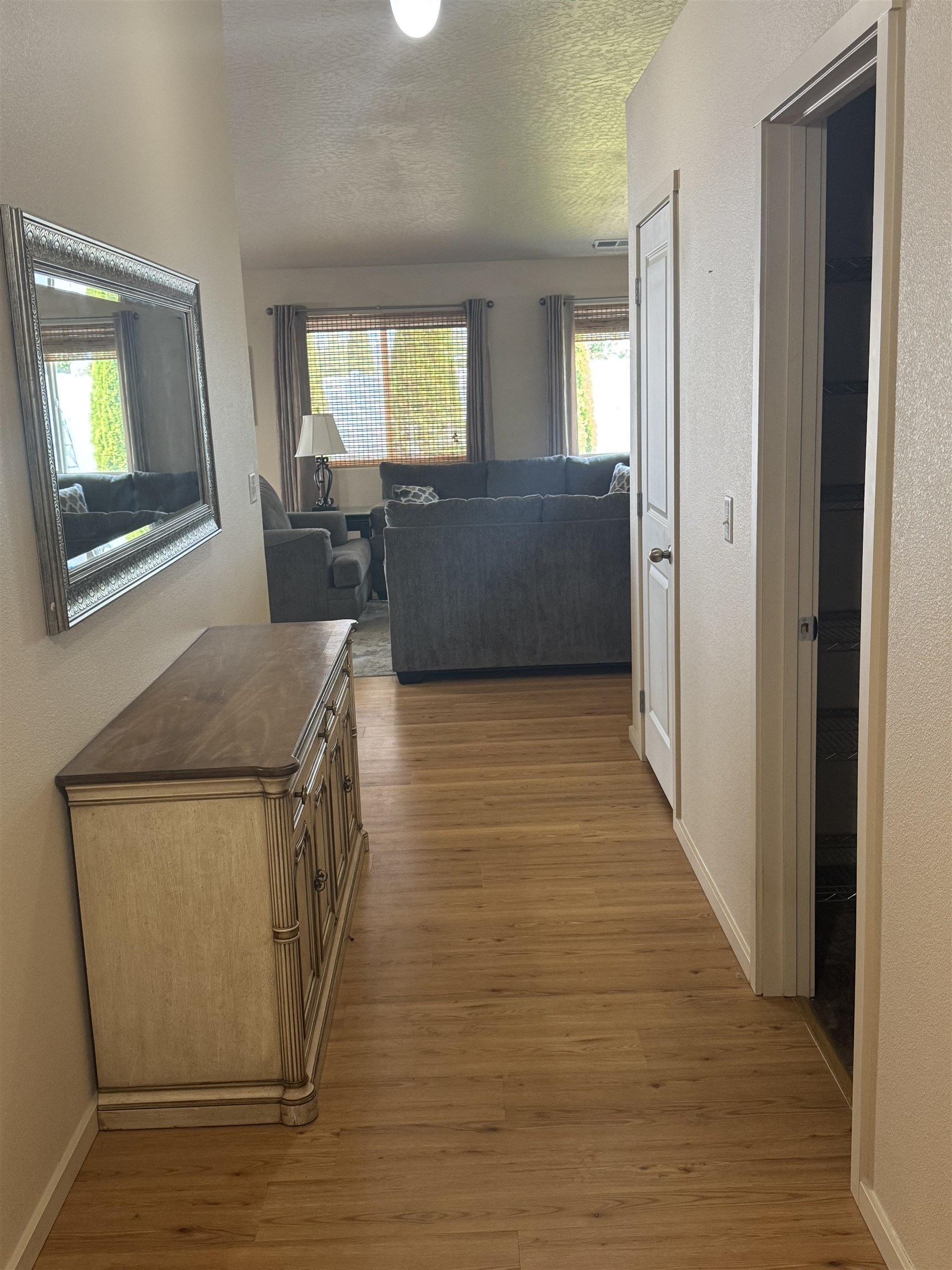 722 N Mamer Ln - Photo 5