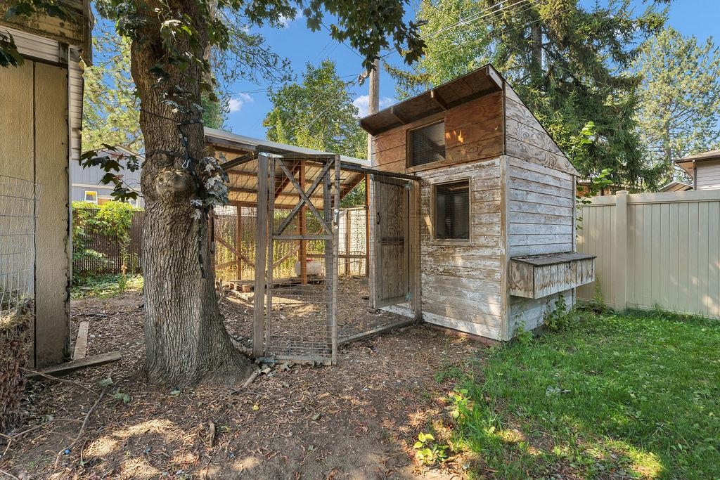 504 W St Thomas More Way - Photo 47