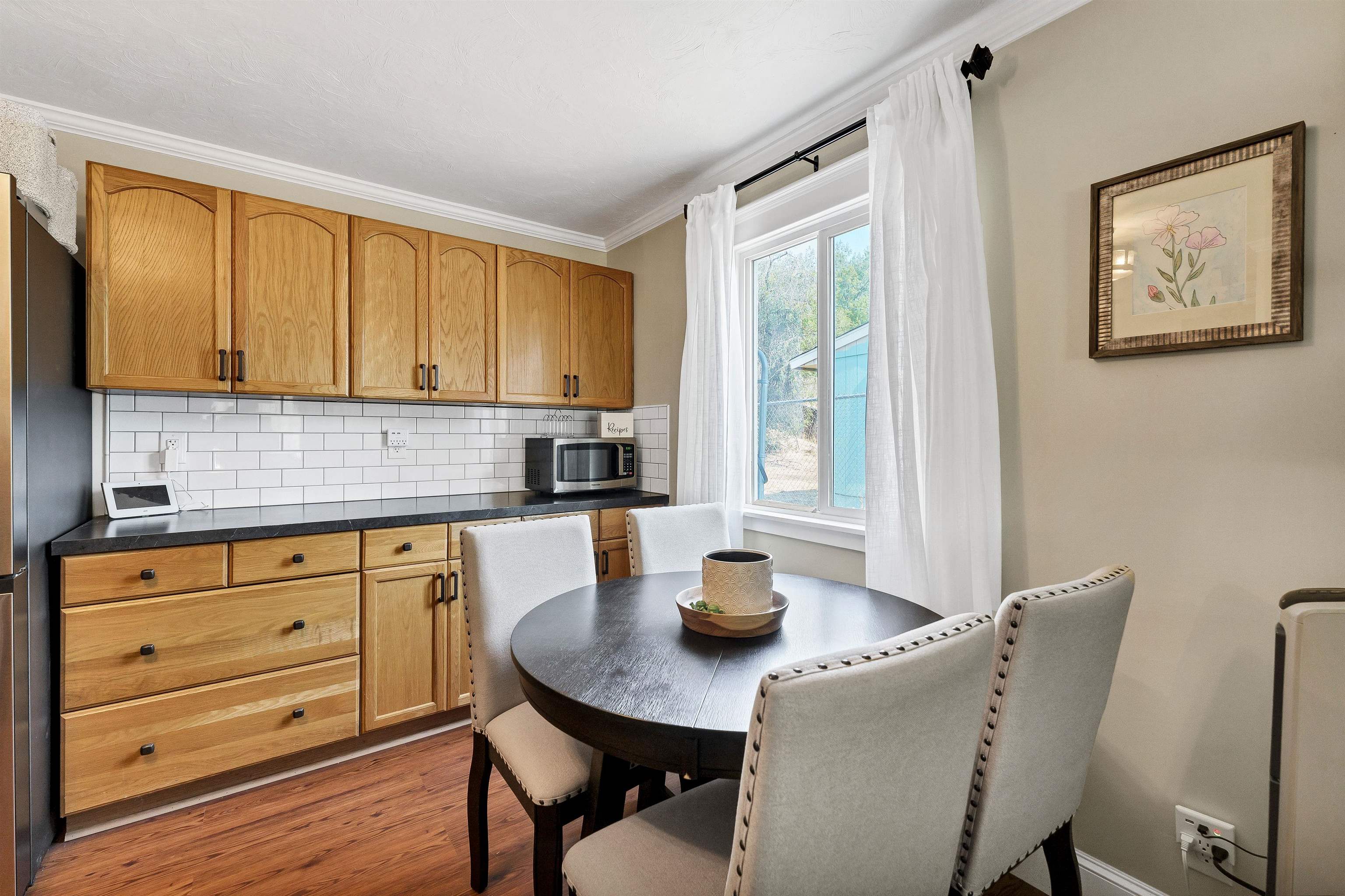 5902 N Greenwood Blvd - Photo 9