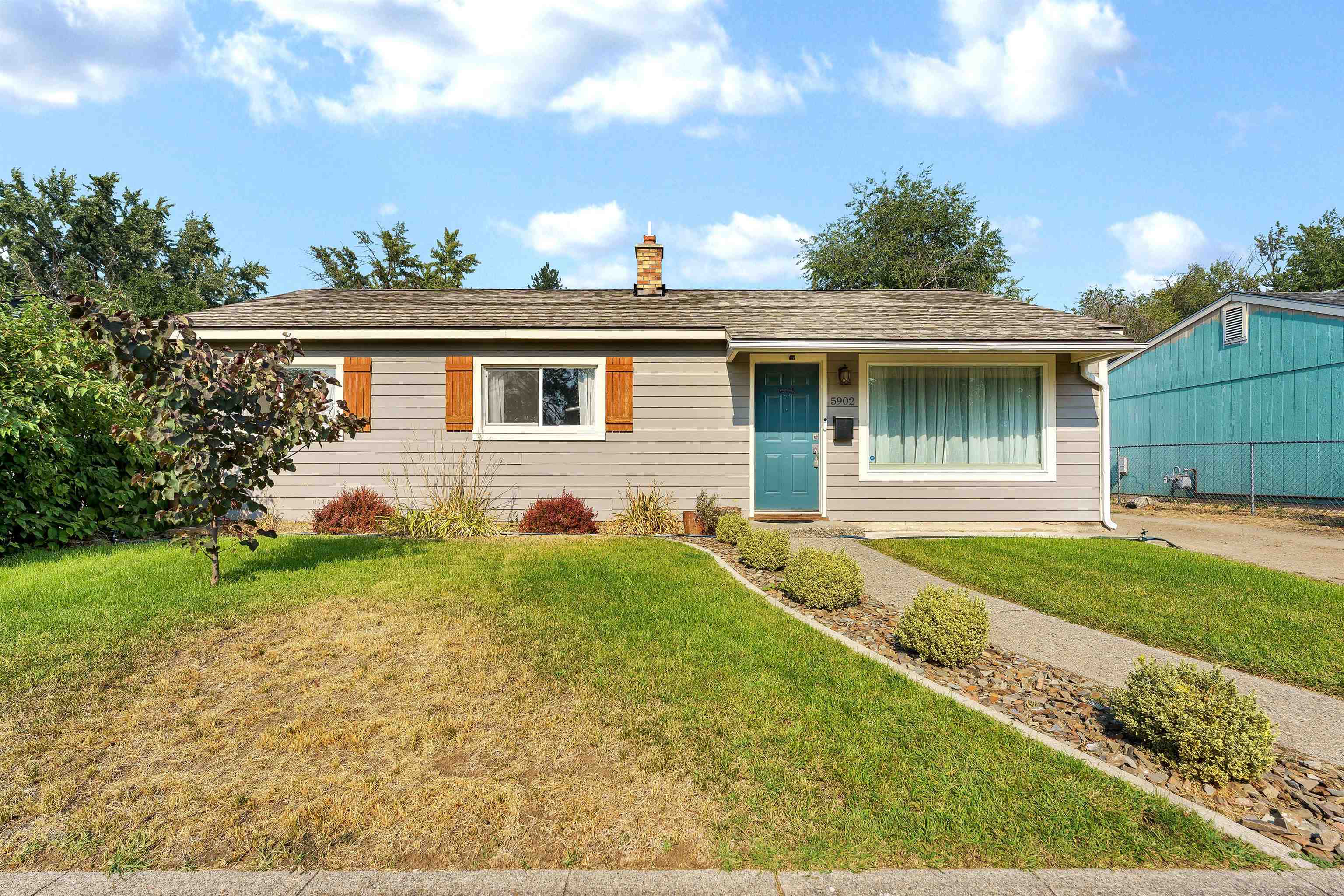 5902 N Greenwood Blvd - Photo 1
