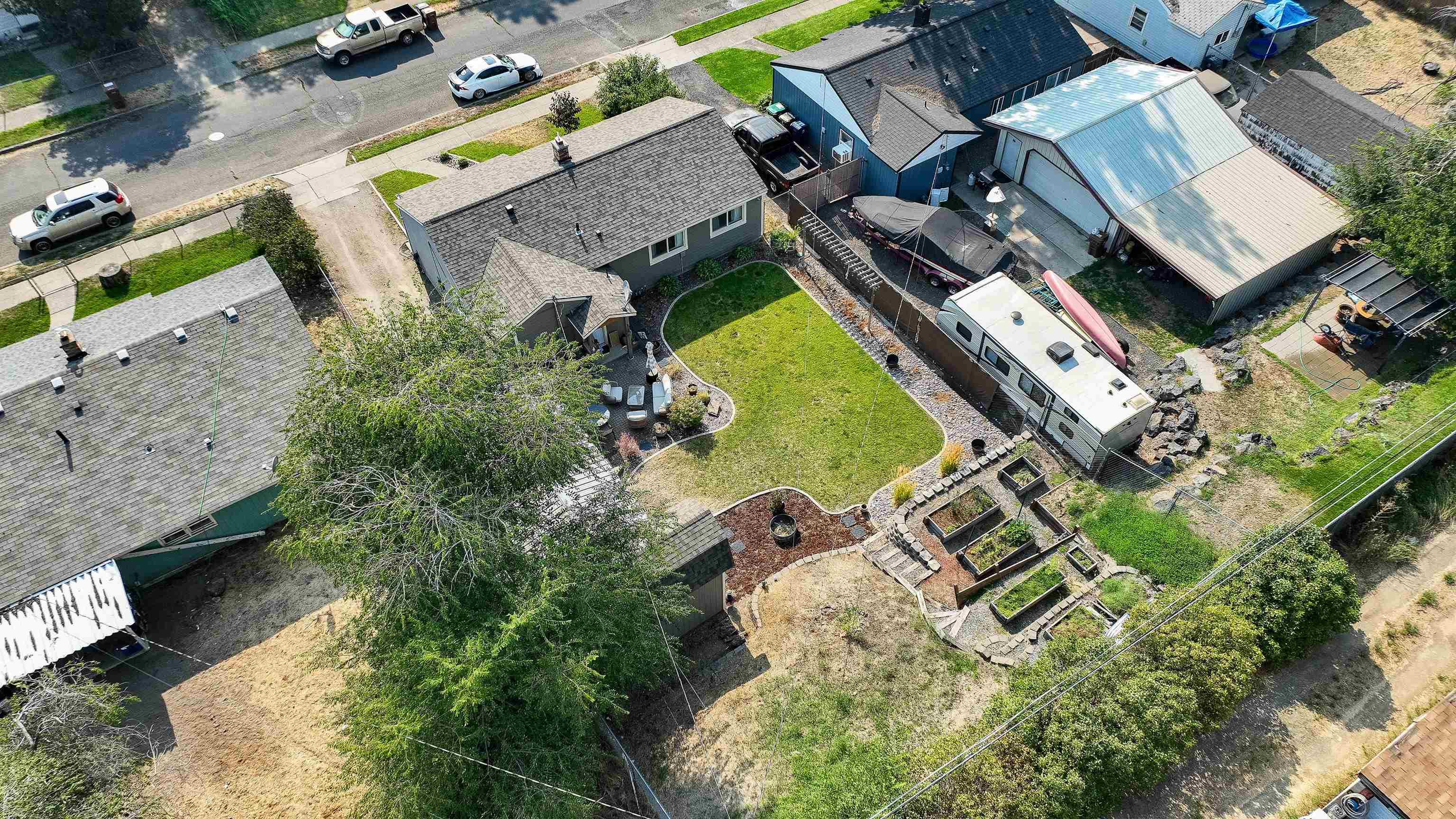 5902 N Greenwood Blvd - Photo 34