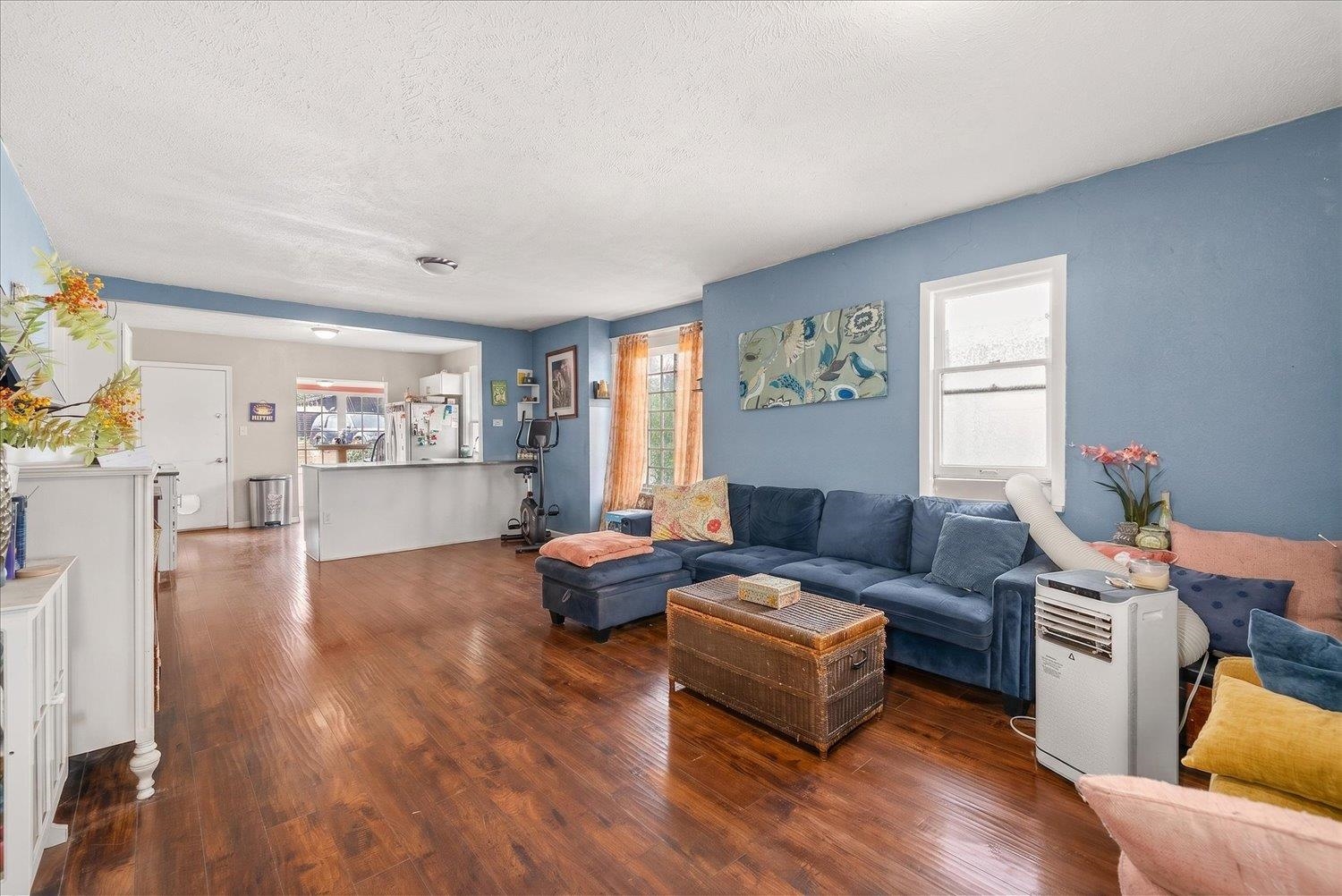 1807 W Chelan Ave - Photo 4