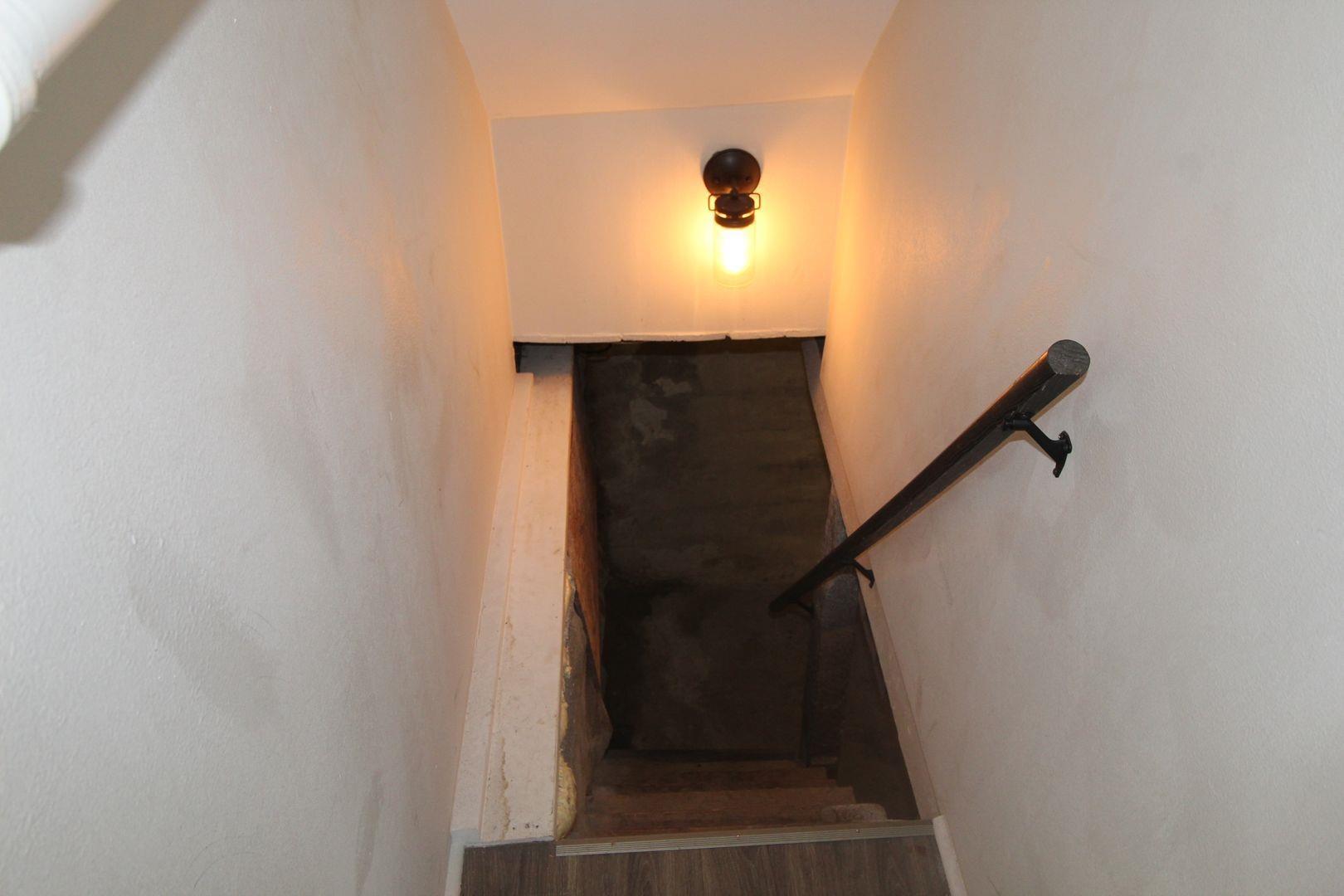 614 E Hartson Ave - Photo 10