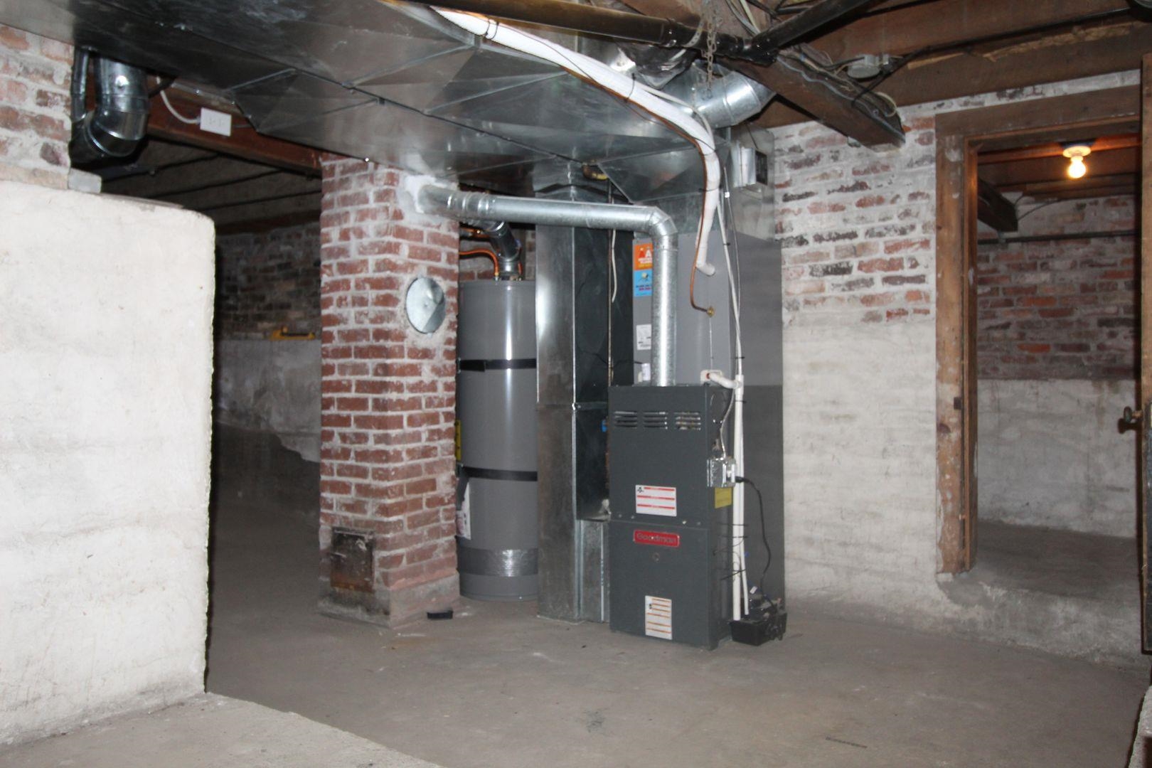 614 E Hartson Ave - Photo 17