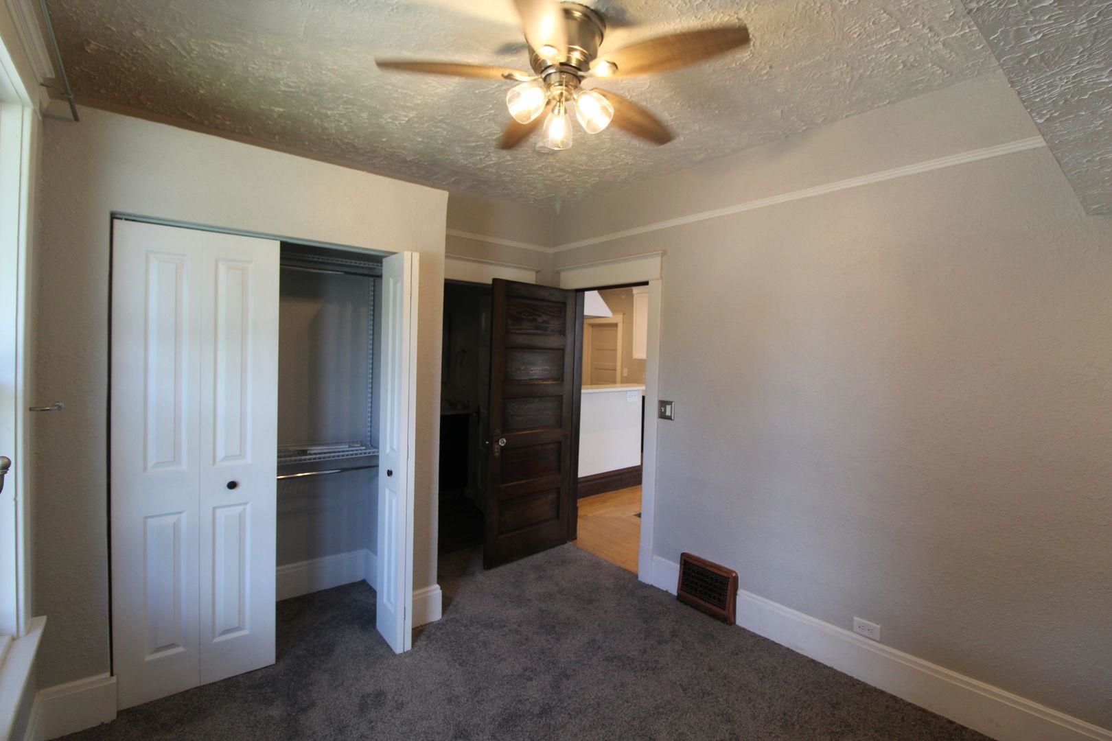 1306 E Montgomery Ave - Photo 17
