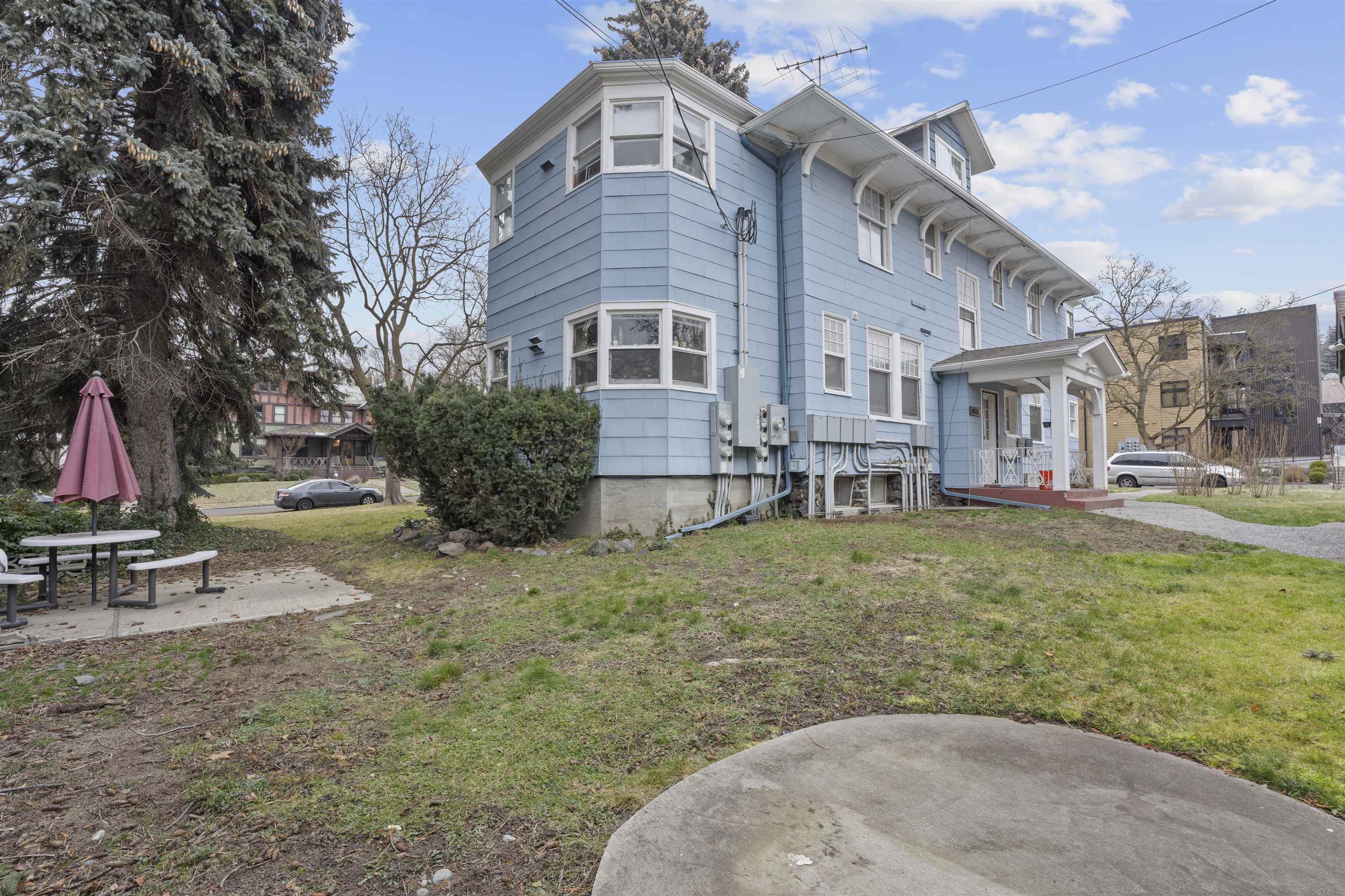 1103 W 9th Ave - Photo 4