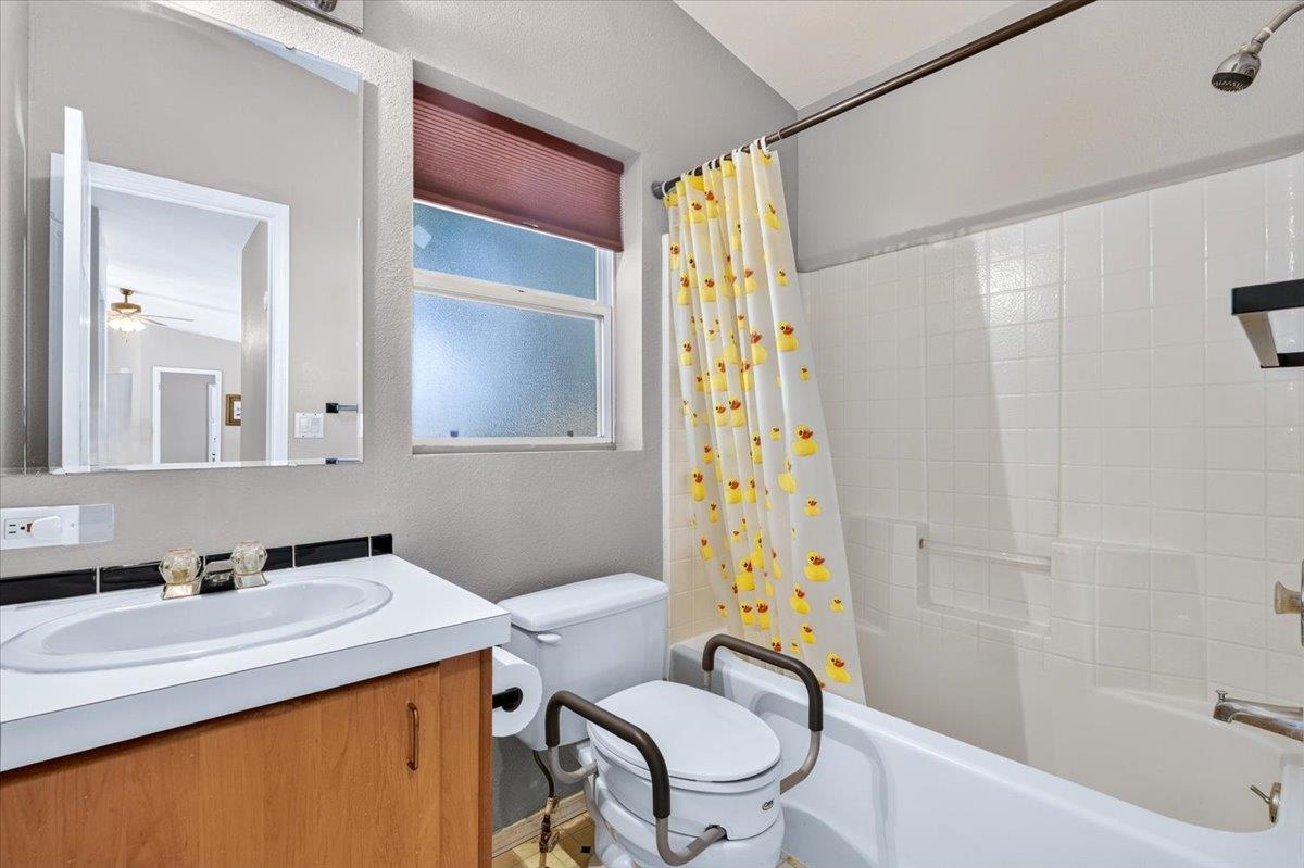 4489 Swenson Rd - Photo 31