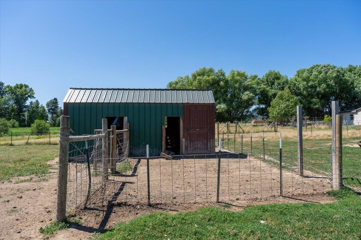 4489 Swenson Rd - Photo 49