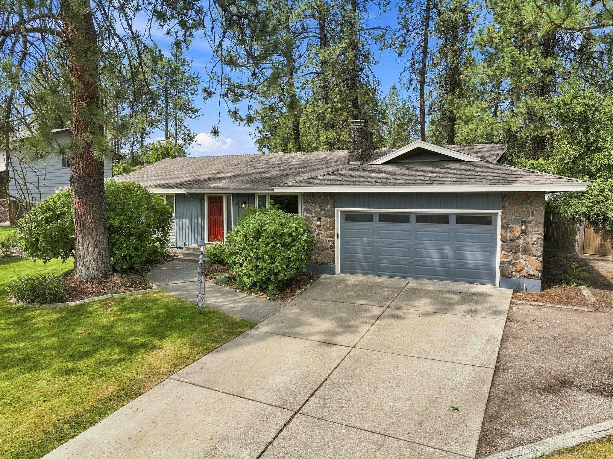 415 E Elto Ave - Photo 2