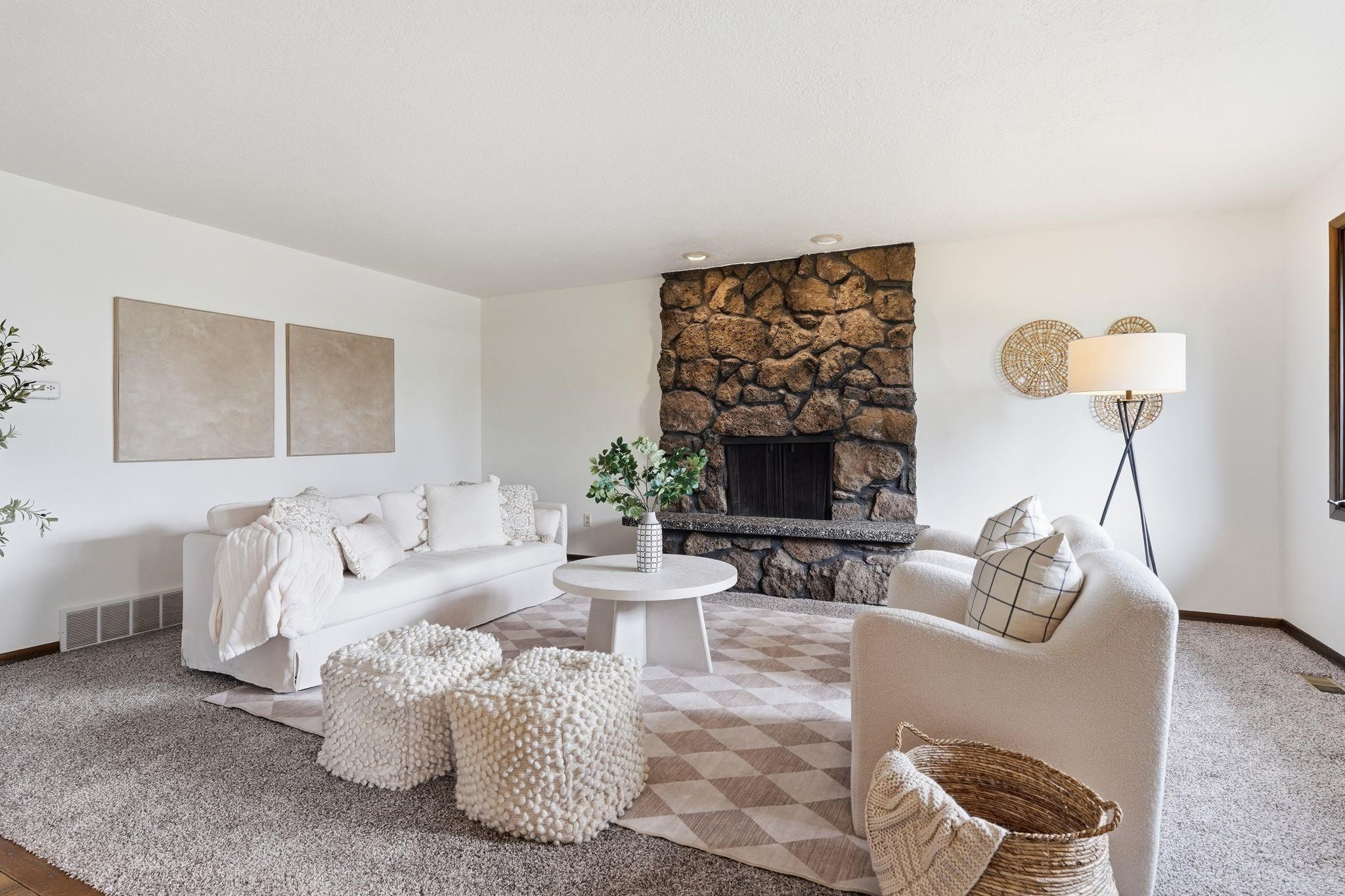 415 E Elto Ave - Photo 4