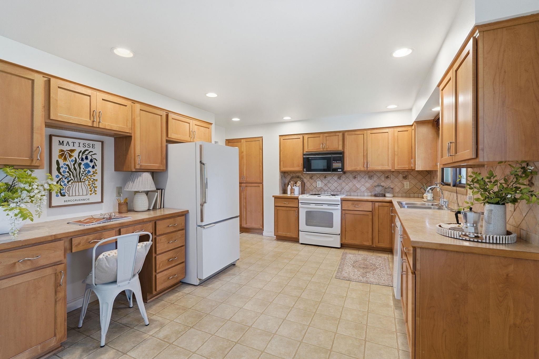 415 E Elto Ave - Photo 13