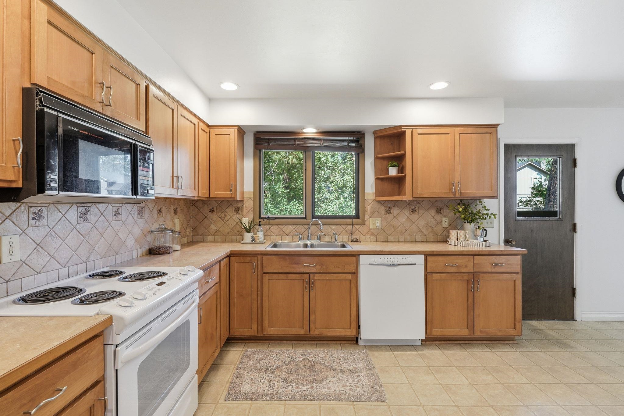 415 E Elto Ave - Photo 15