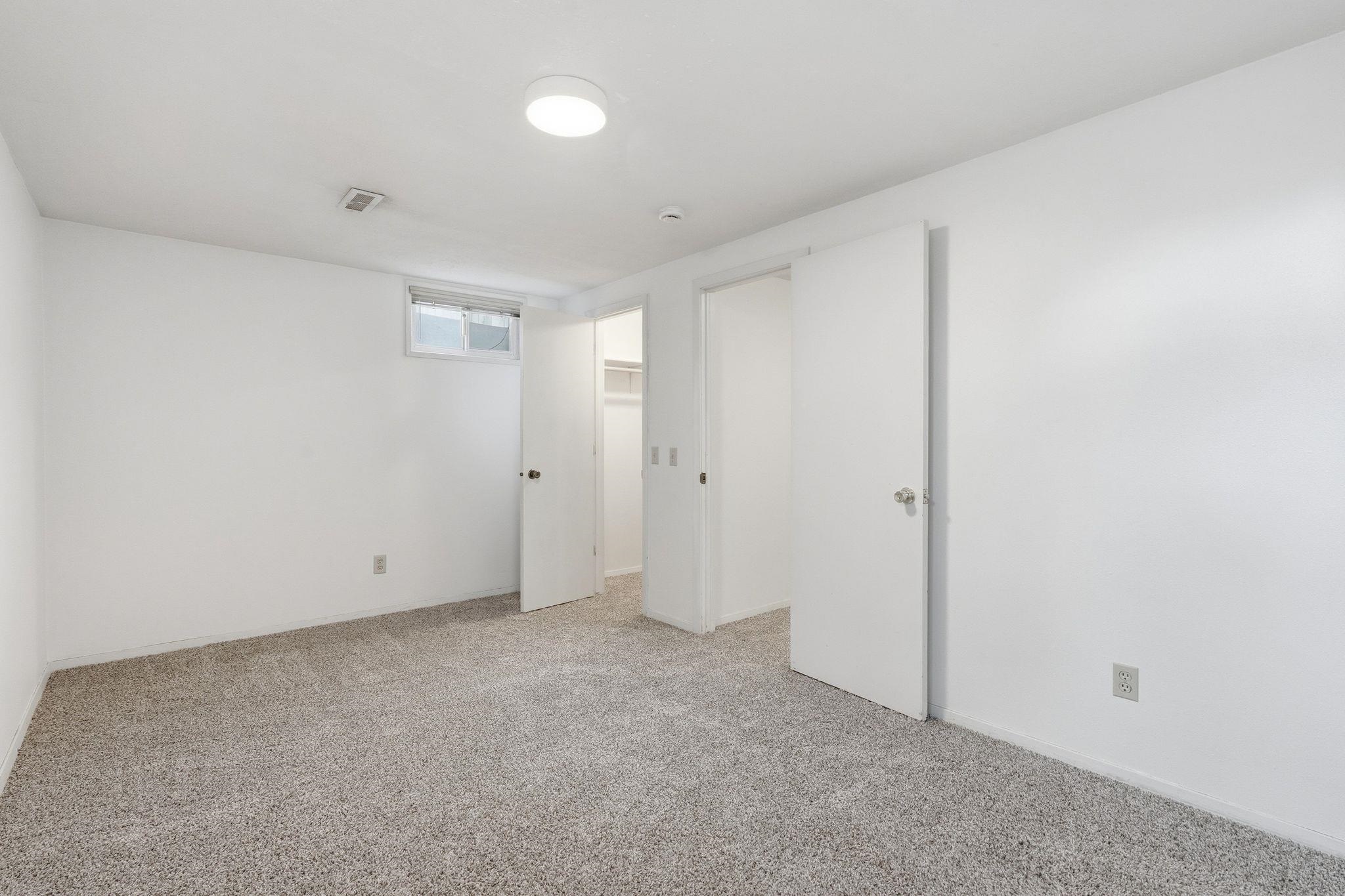 415 E Elto Ave - Photo 27