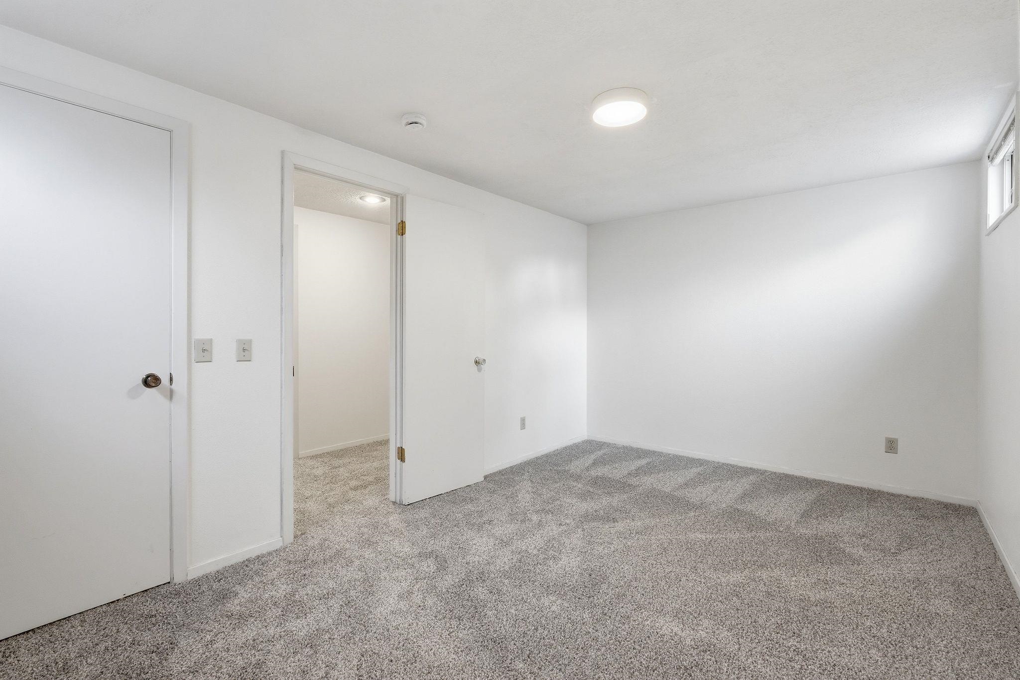 415 E Elto Ave - Photo 28