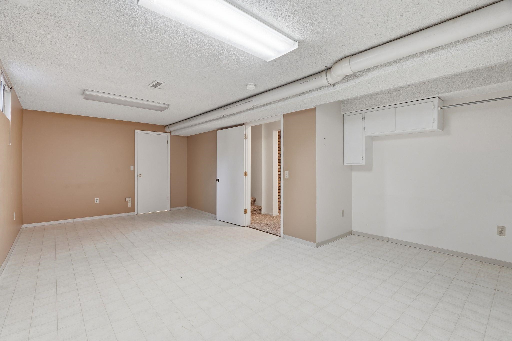 415 E Elto Ave - Photo 32