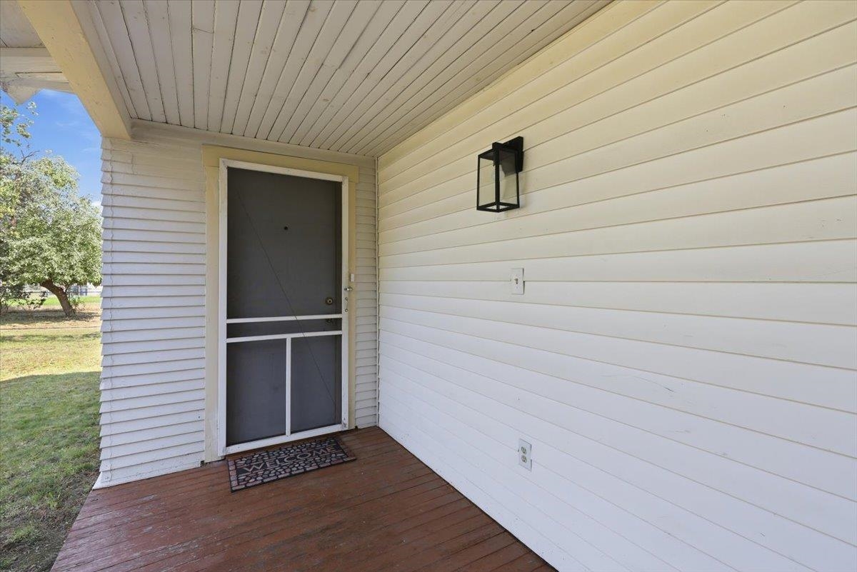 1133 W GORDON Ave - Photo 5