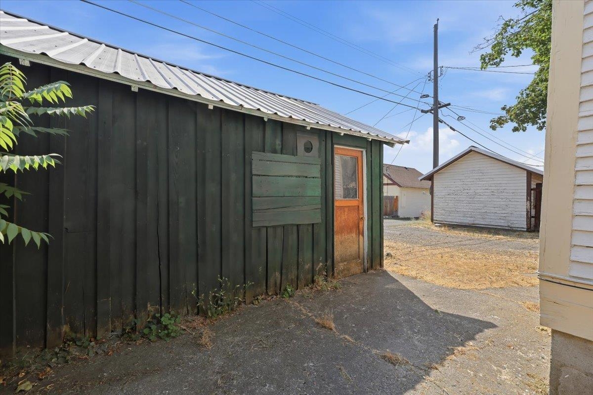 1133 W GORDON Ave - Photo 19