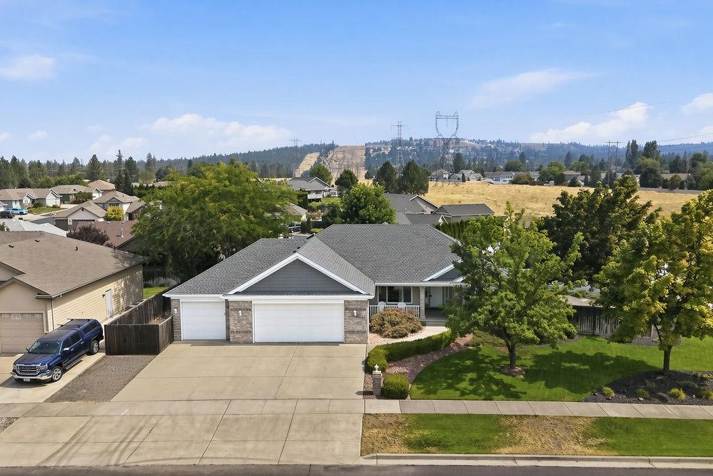 11004 N ACOMA ST St - Photo 3
