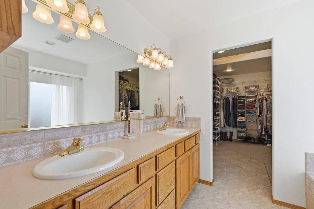 11004 N ACOMA ST St - Photo 14
