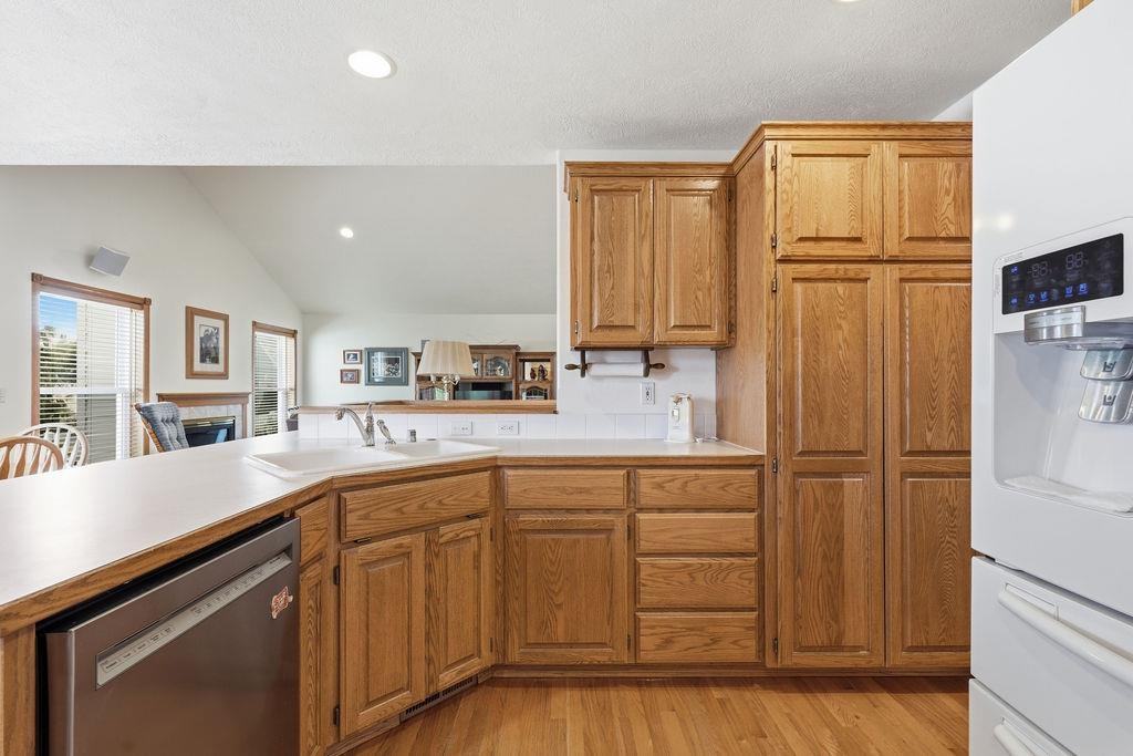 11004 N ACOMA ST St - Photo 19