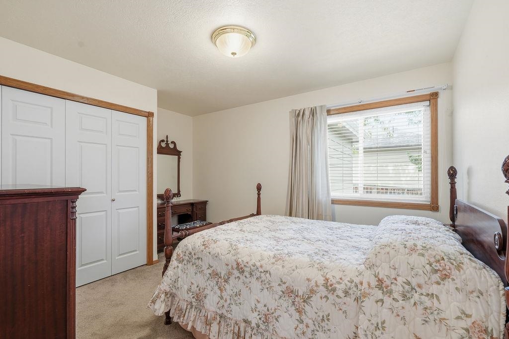 11004 N ACOMA ST St - Photo 25