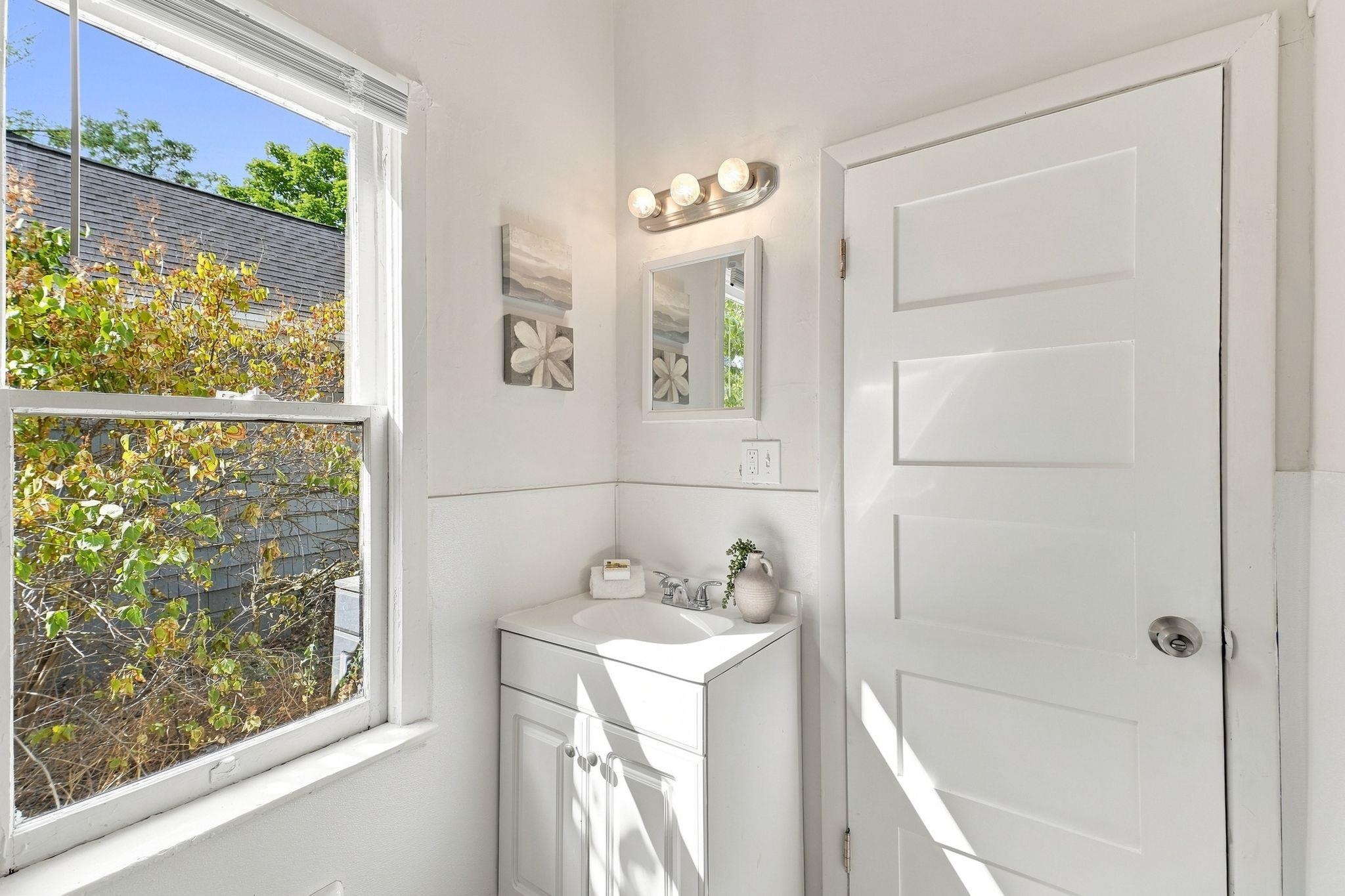 1830 E 5th Ave - Photo 13