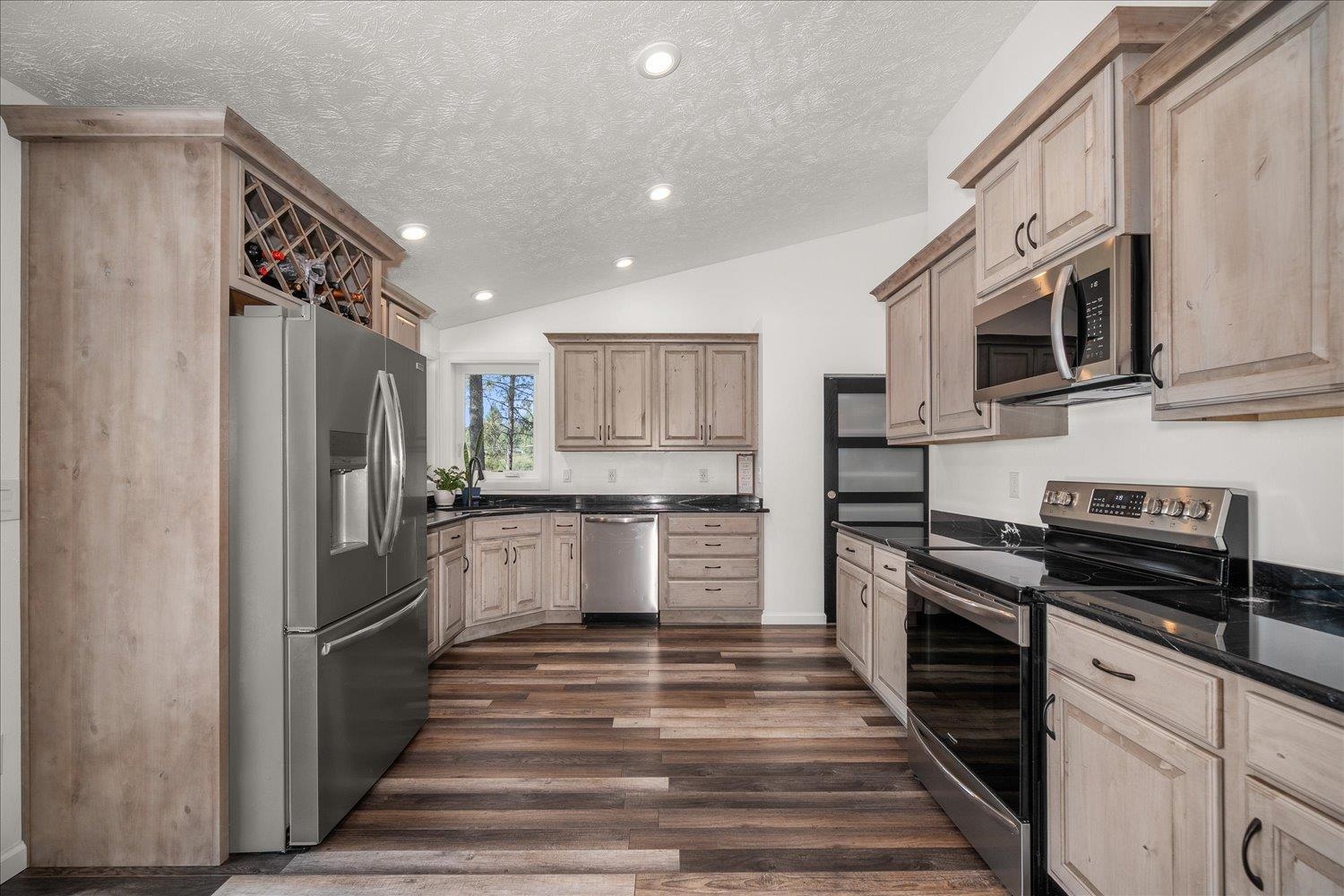 21611 N Little Spokane Dr - Photo 3