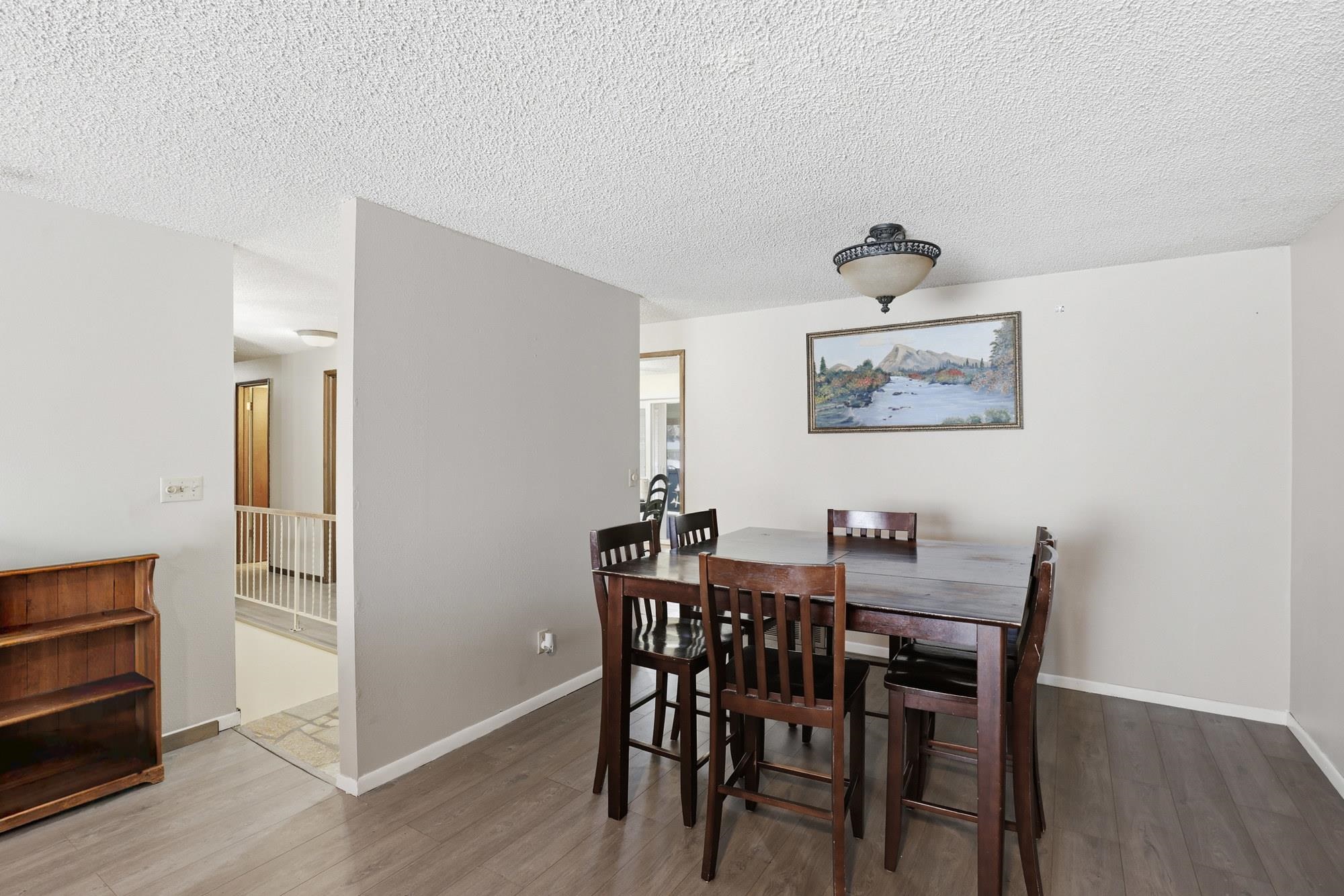 318 W Spruce Ct - Photo 3