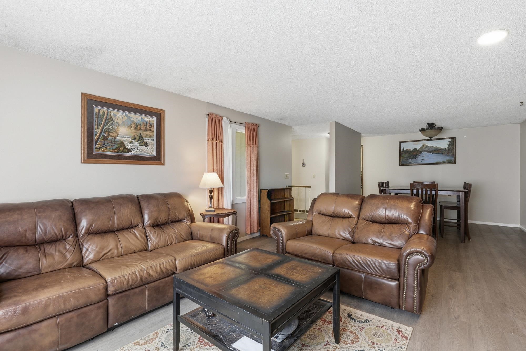 318 W Spruce Ct - Photo 5