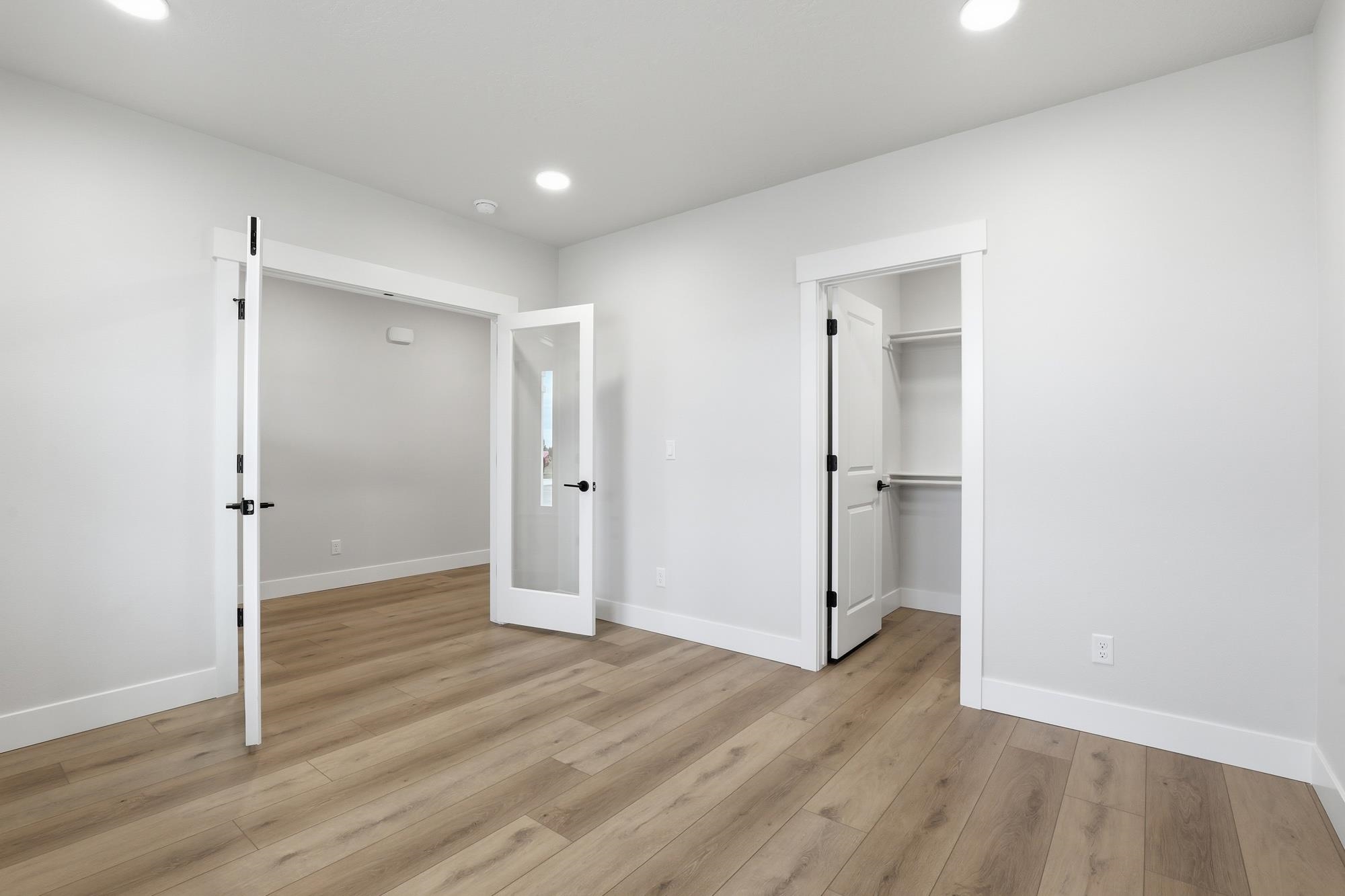 1576 W 67th Ave - Photo 2