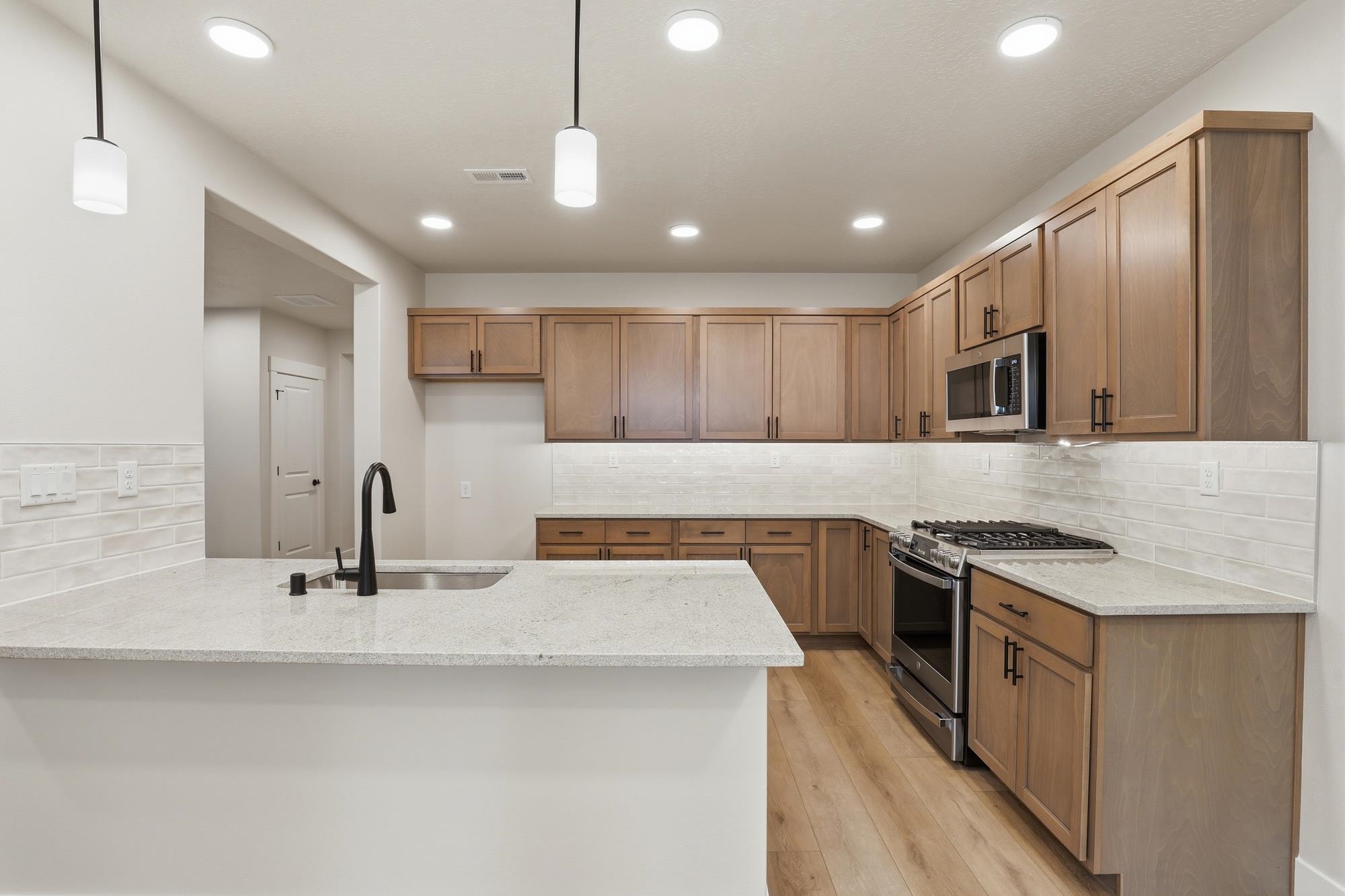 1576 W 67th Ave - Photo 6
