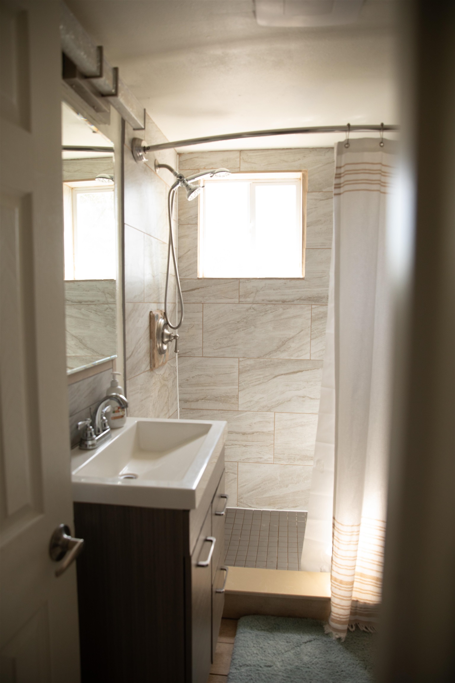 818 N Elm St - Photo 19